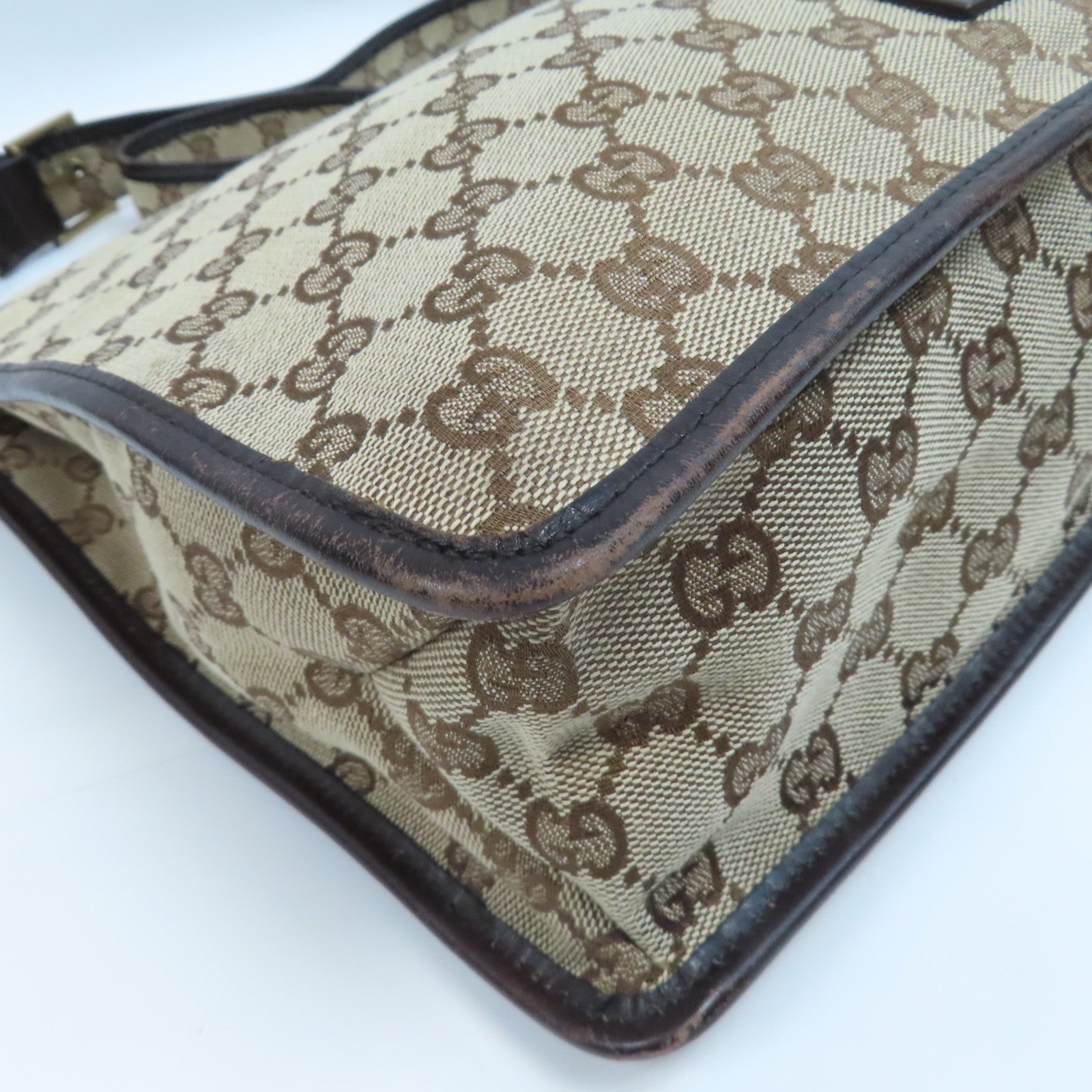 GUCCI 帆布Shoulder Bag金扣肩背袋啡色