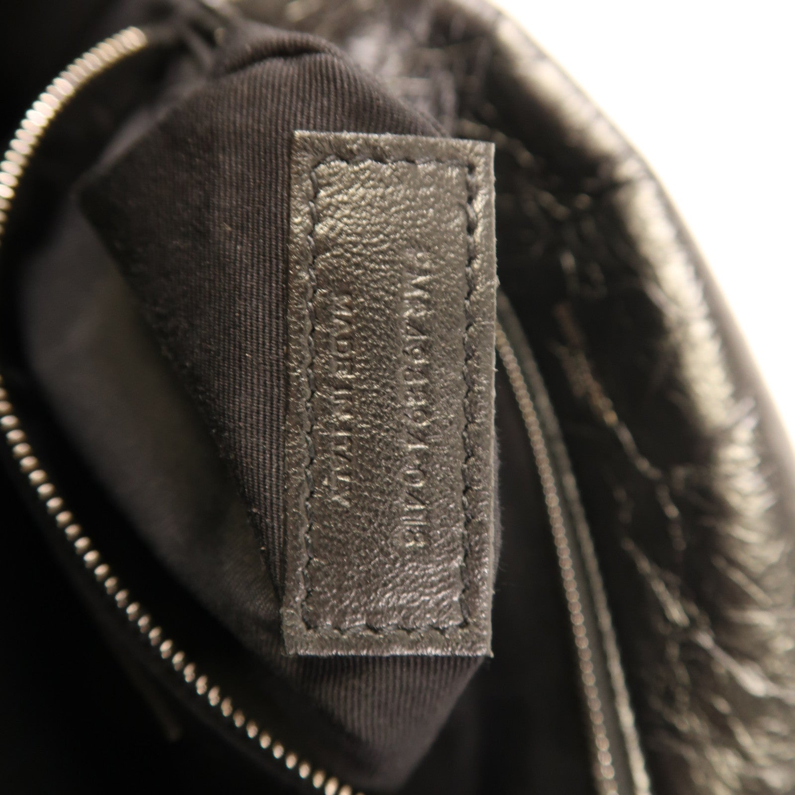 SAINT LAURENT 牛皮皮革Niki Medium銀扣鏈帶肩背袋黑色