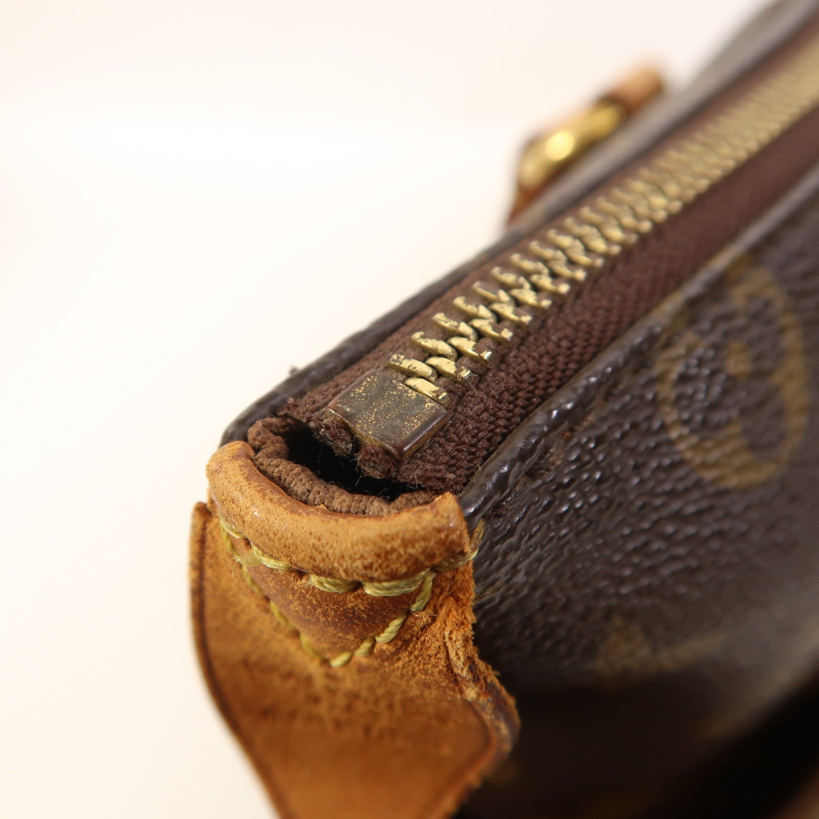 LOUIS VUITTON Monogram Totally PM金扣肩背袋/手挽袋棕色