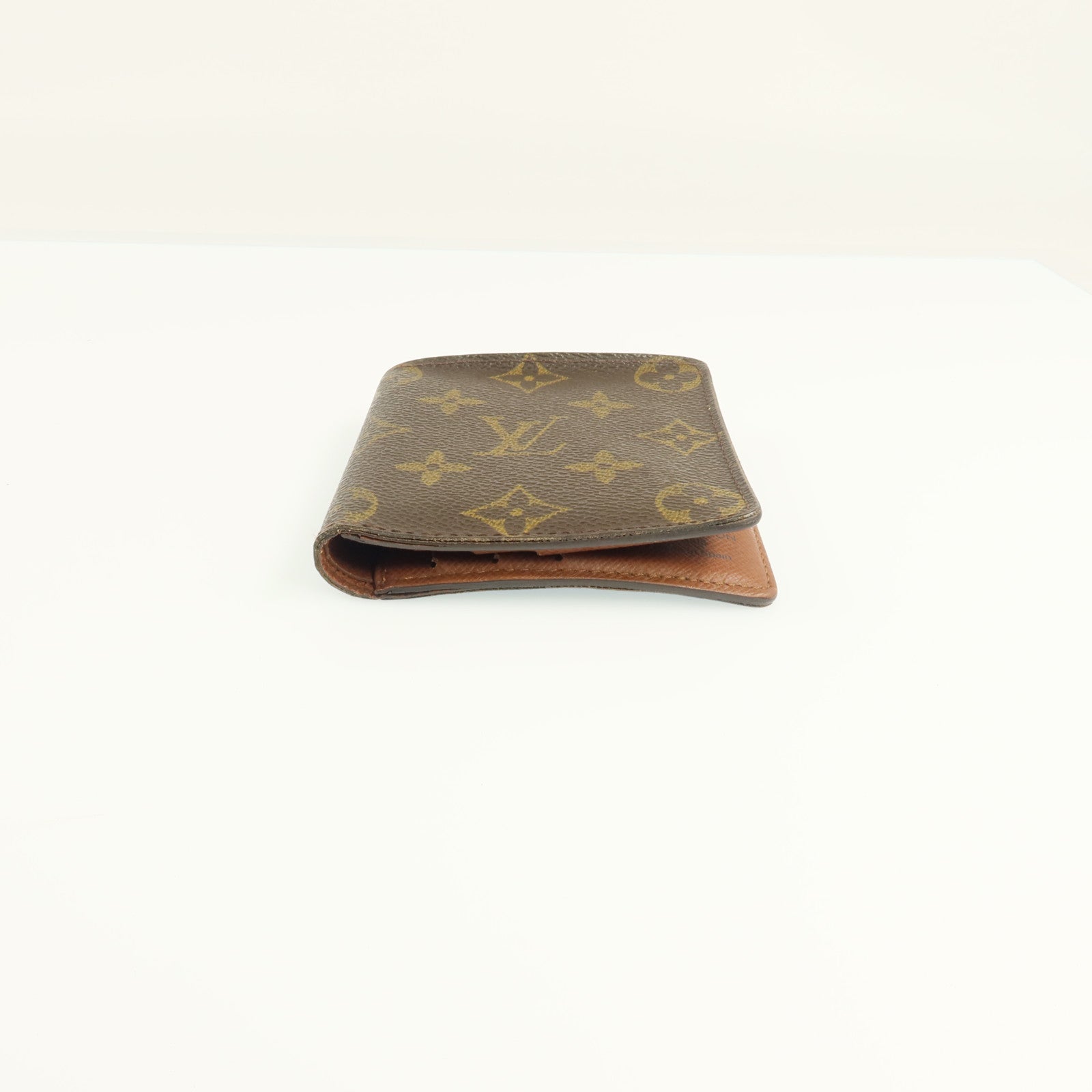 LOUIS VUITTON Monogram Bifold Wallet錢包