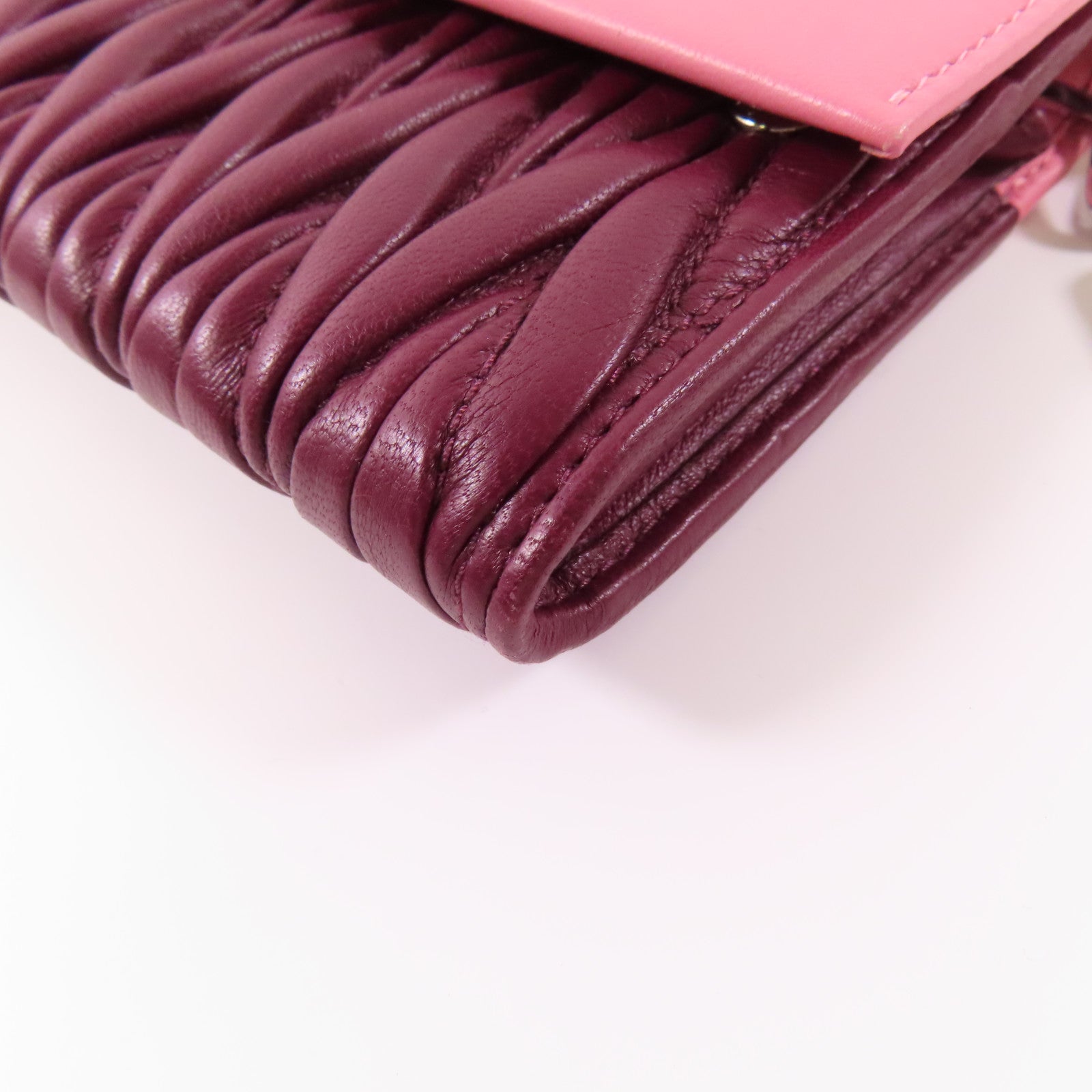 Miu Miu 羊皮皮革Chain Shoulder Wallet銀扣鏈帶肩背袋