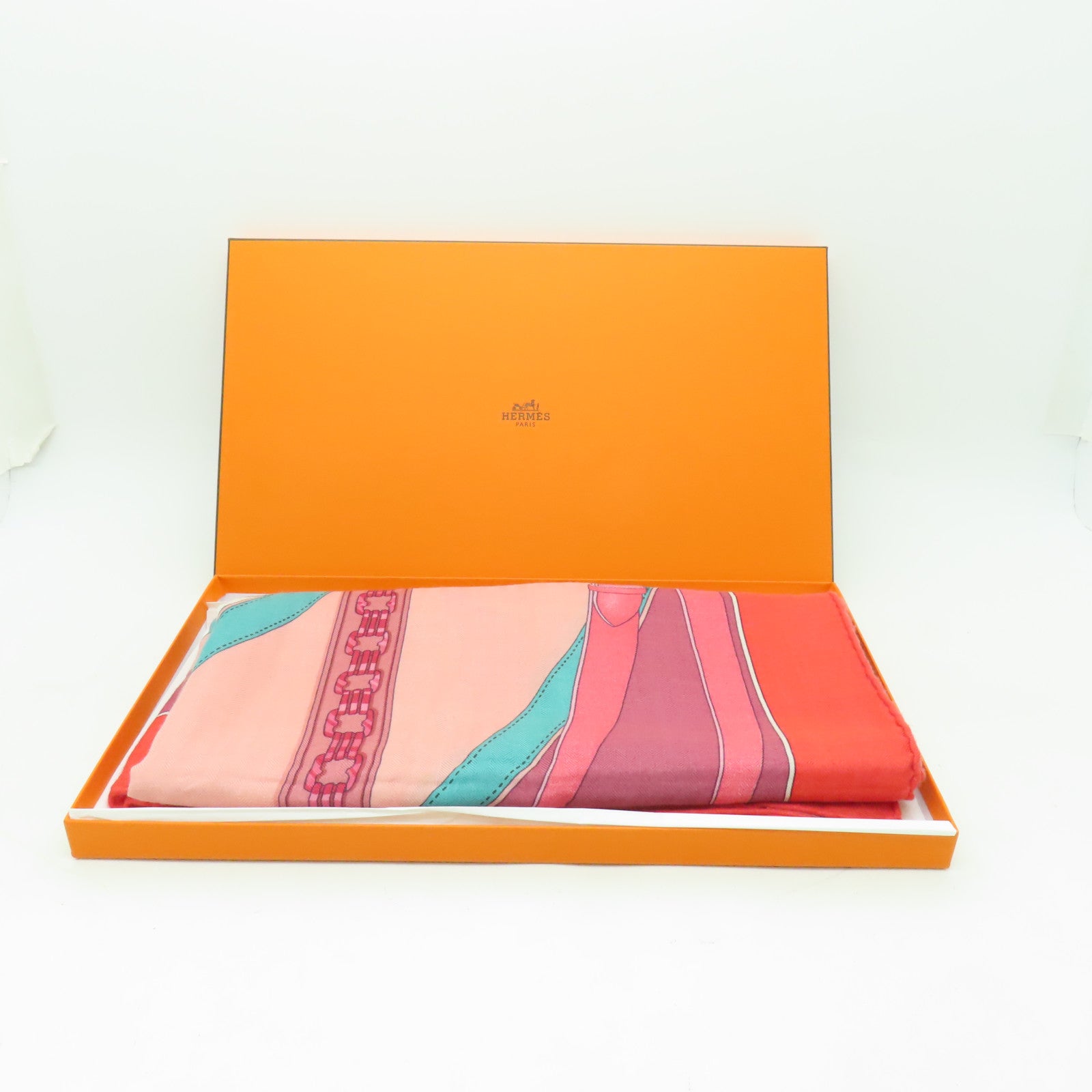 HERMES 【激減優惠】羊絨/絲質Shawl 140x140cm披肩紅色/粉紅色/綠色