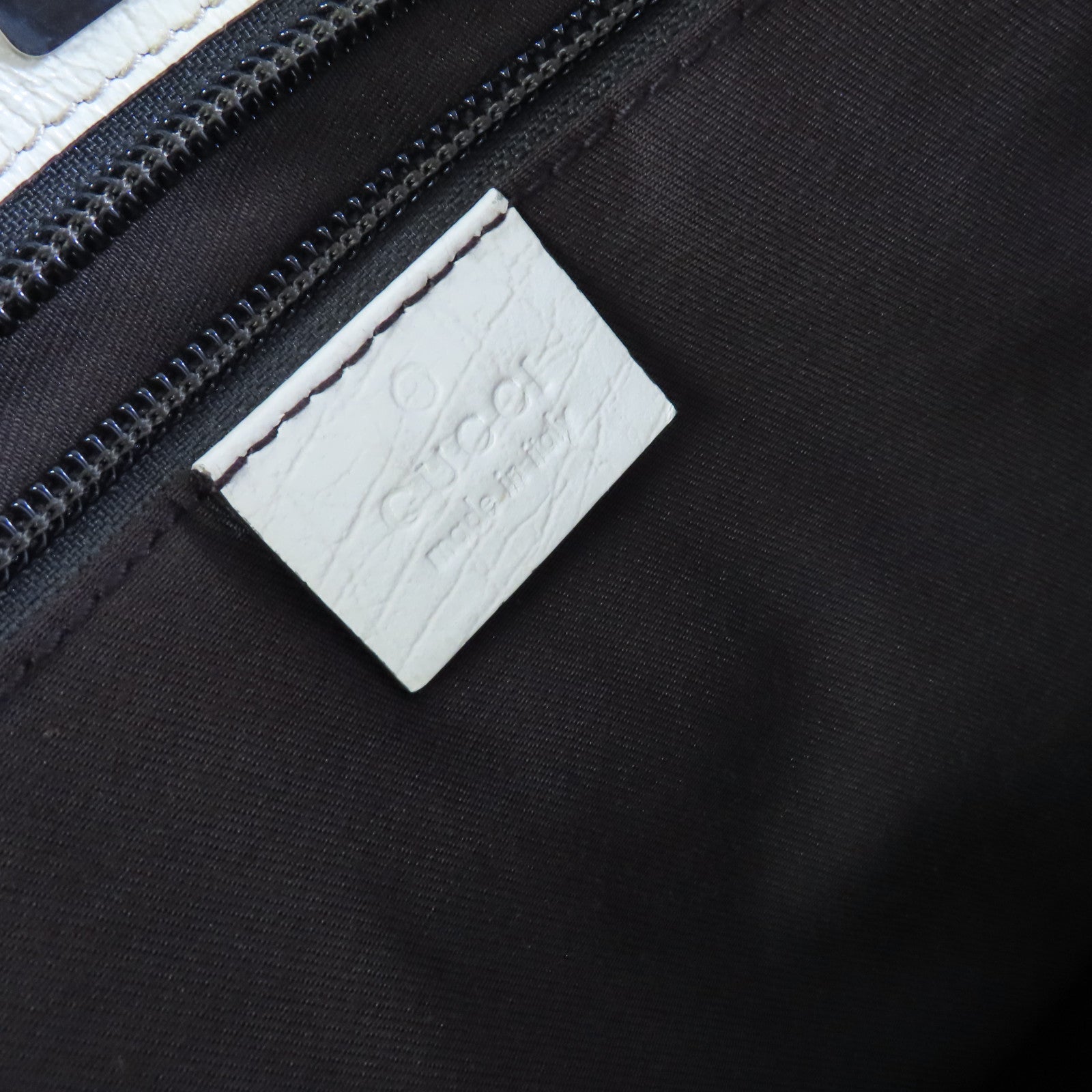 GUCCI 塗層帆布GG Supreme Tote Bag銀扣肩背袋啡色/白色