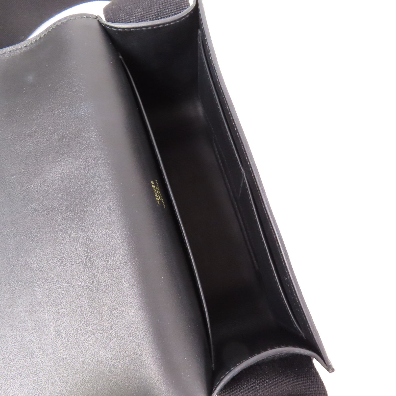 HERMES Chevre皮革金扣Geta肩背袋Noir