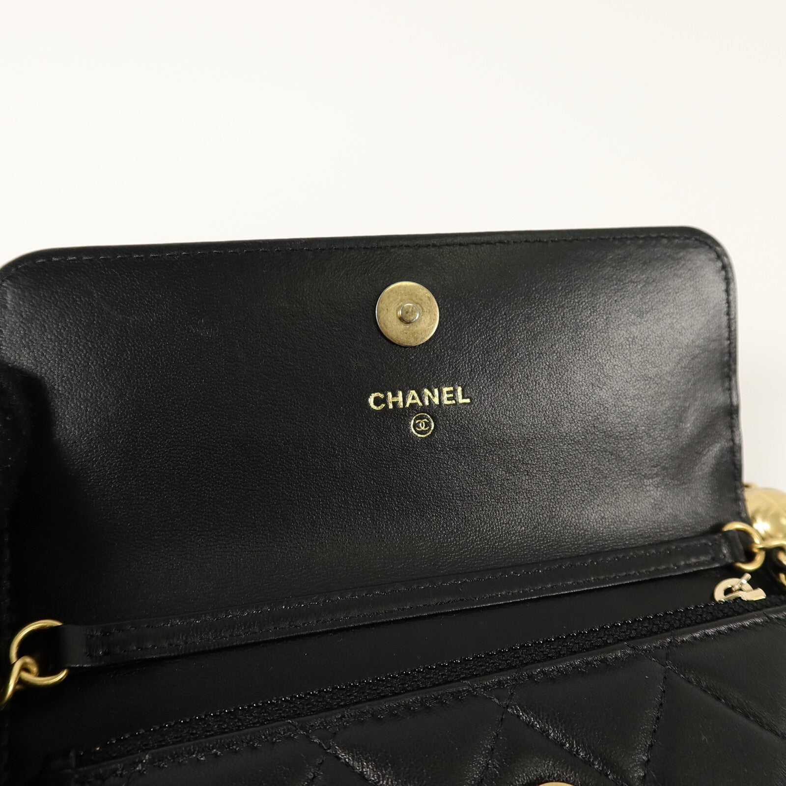 CHANEL 羊皮皮革Phone Bag鏈帶肩背袋