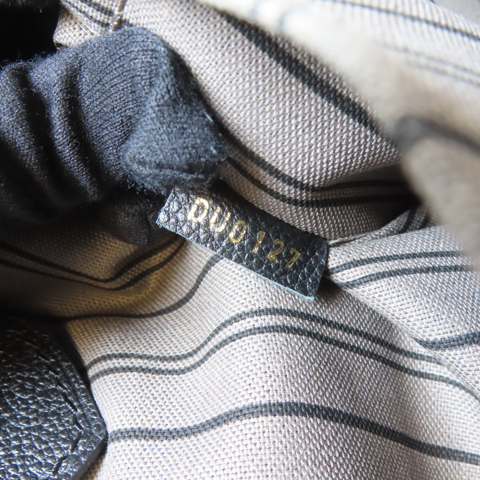 LOUIS VUITTON Monogram Empreinte Mazarine MM金扣手挽肩背兩用袋黑色
