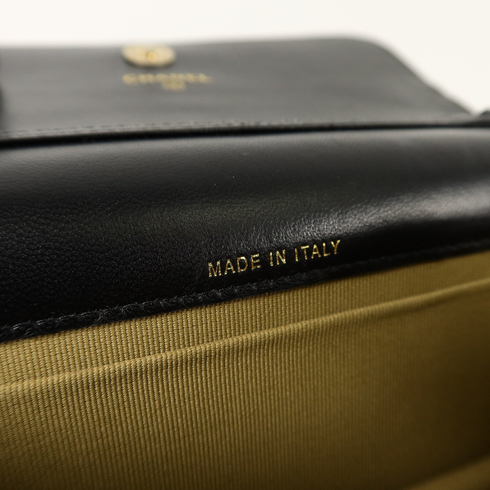 CHANEL 羊皮皮革Phone Bag鏈帶肩背袋