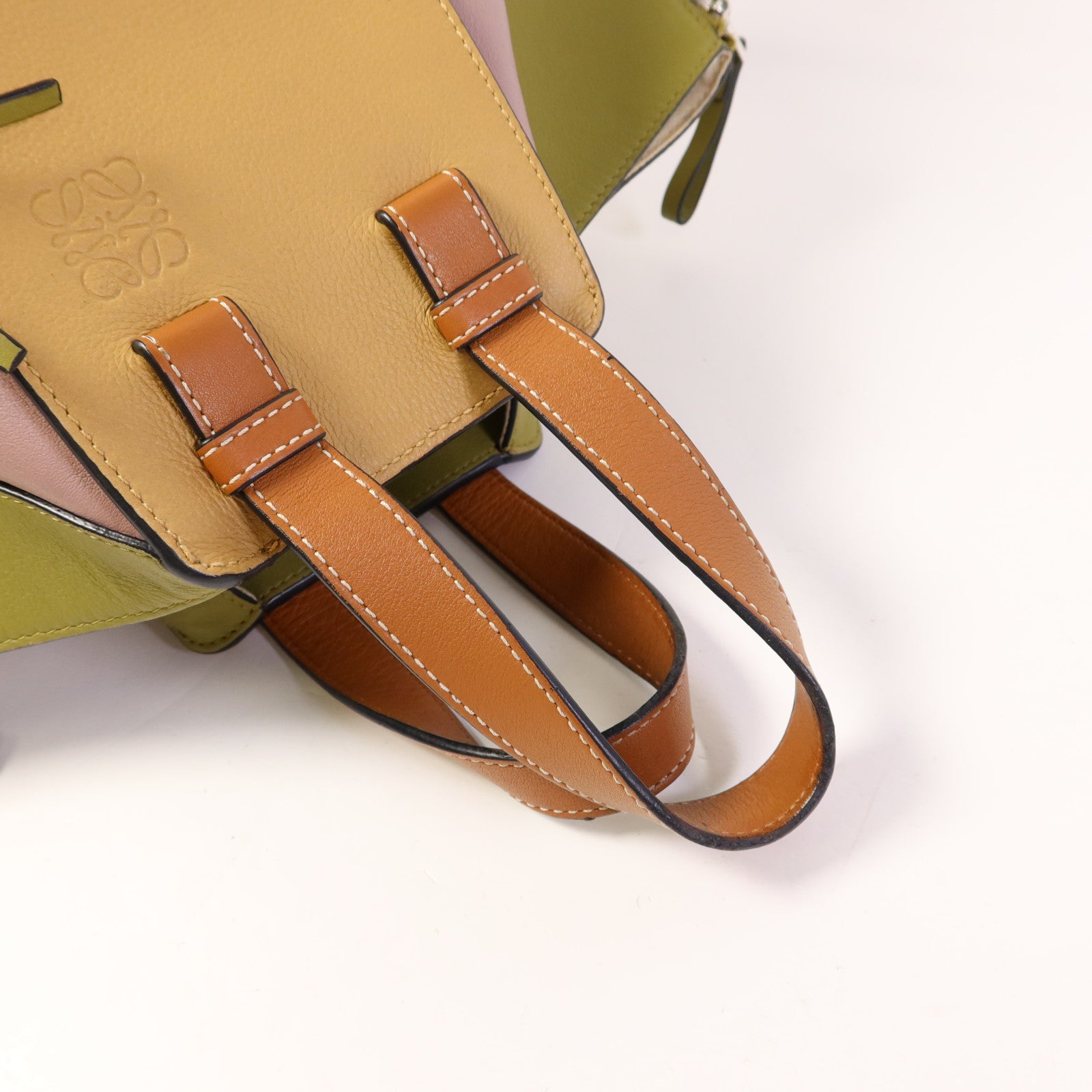 LOEWE 牛皮皮革Hammock Small Bag銀扣手挽袋