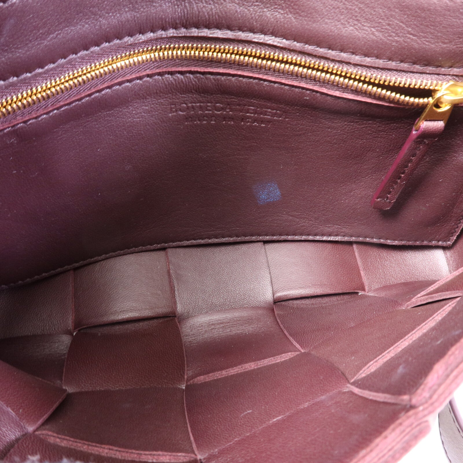 BOTTEGA VENETA 羊皮皮革Cassette Bag金扣肩背袋