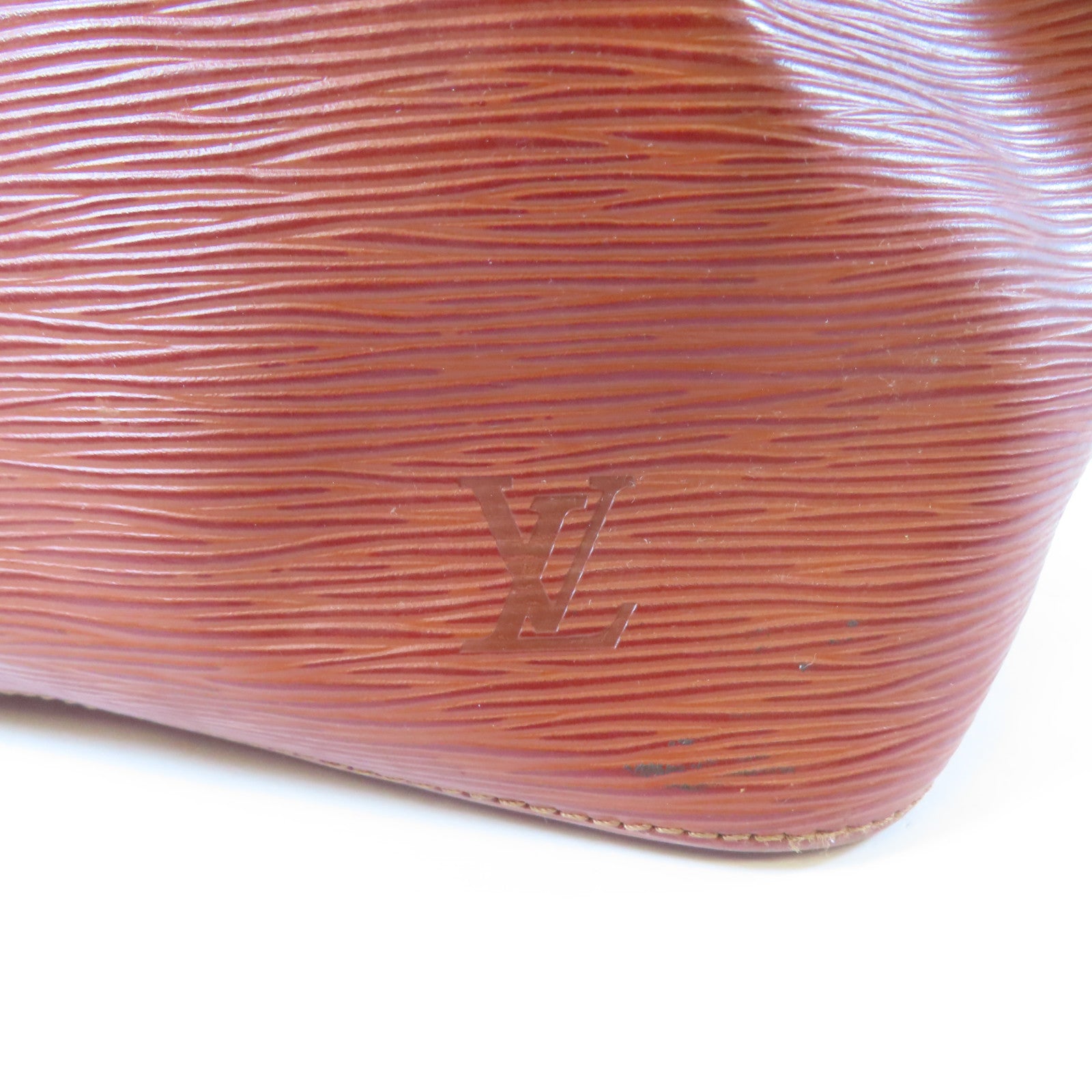 LOUIS VUITTON 【激減優惠】Epi Petit Noe金扣肩背袋啡色