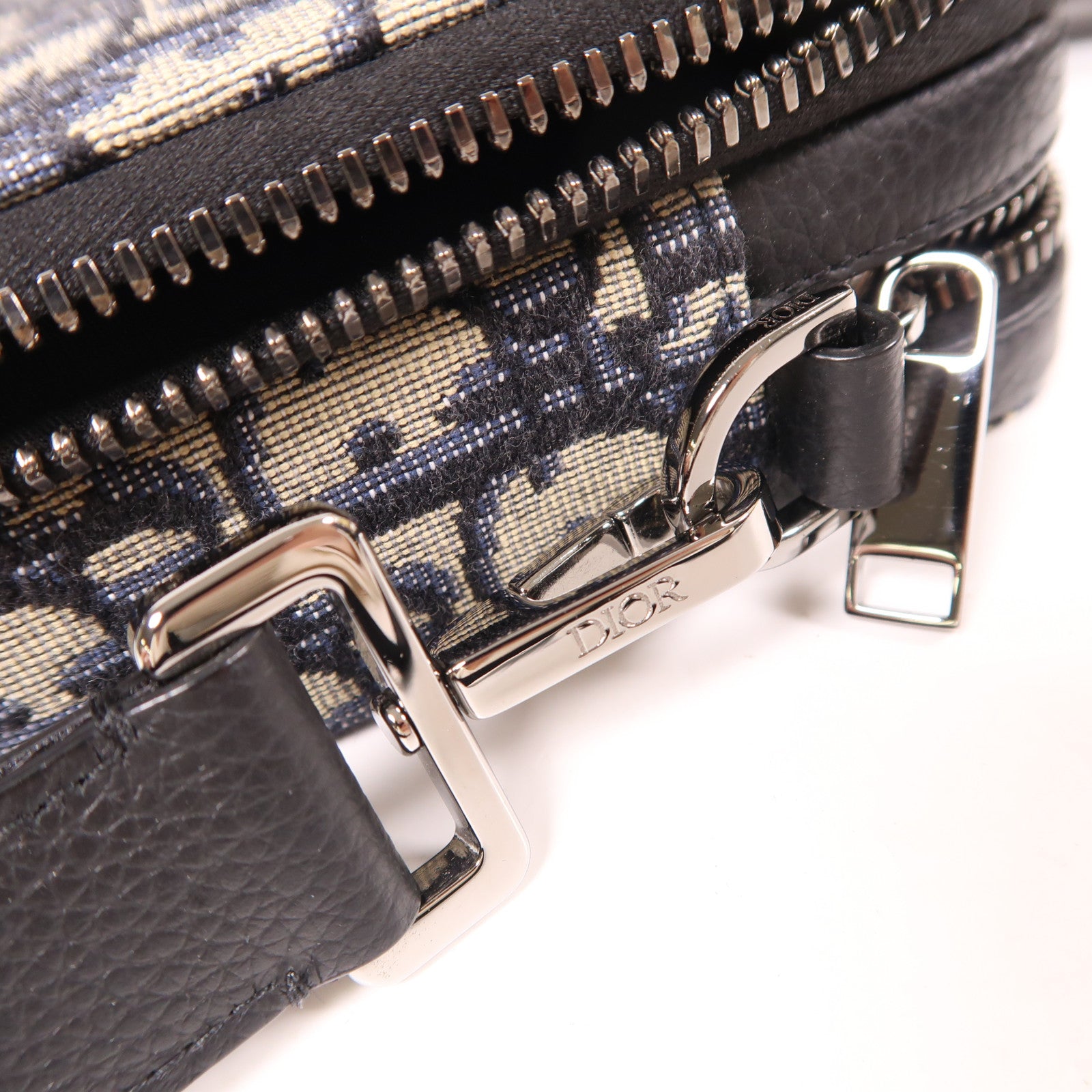 Dior 帆布Oblique Camera Bag銀扣肩背袋
