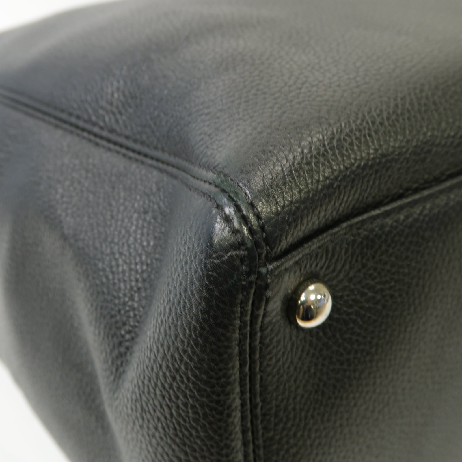CHANEL 【激減優惠】牛皮皮革Executive Cerf Tote Bag銀扣手挽袋黑色