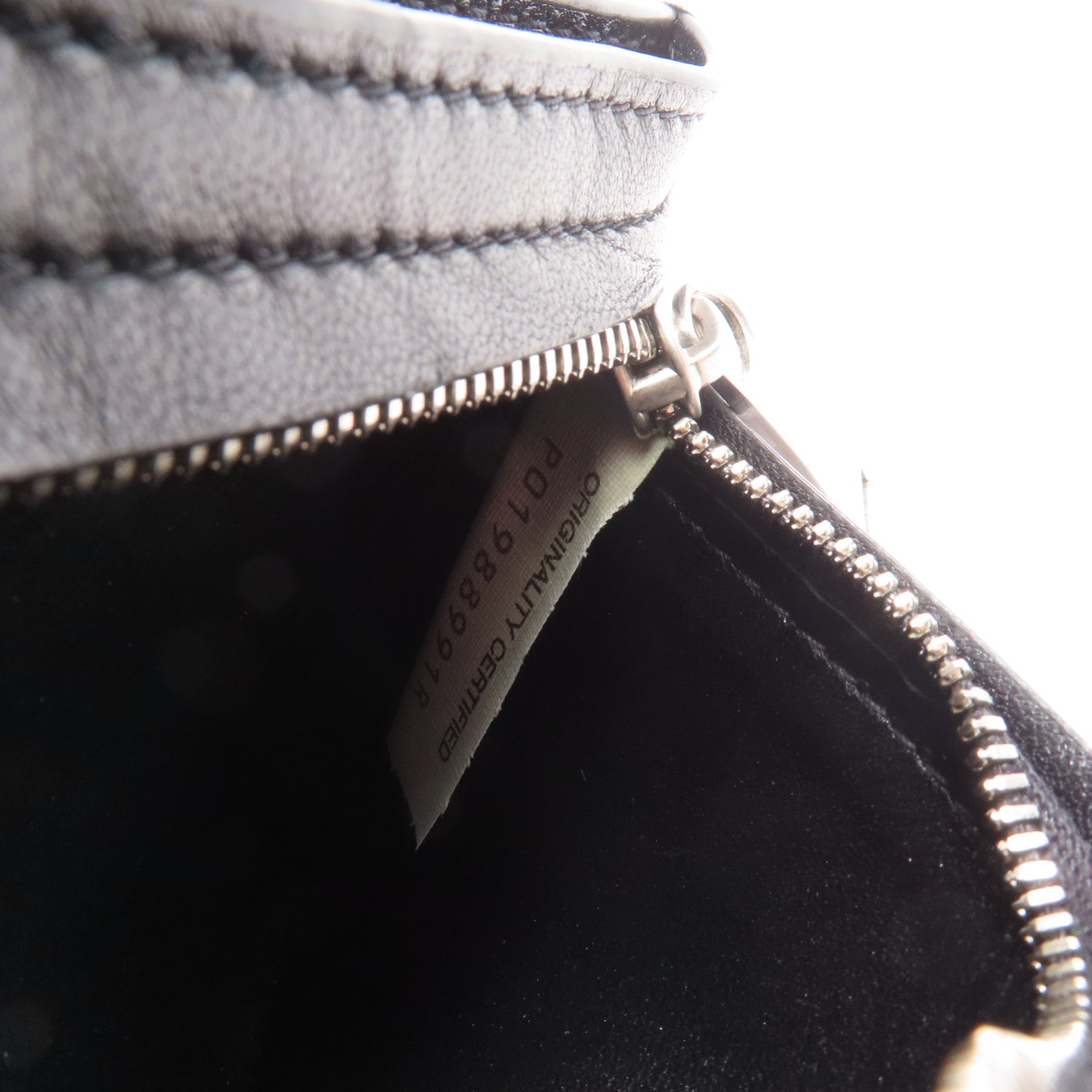 BOTTEGA VENETA 牛皮皮革Card Case銀扣卡片套