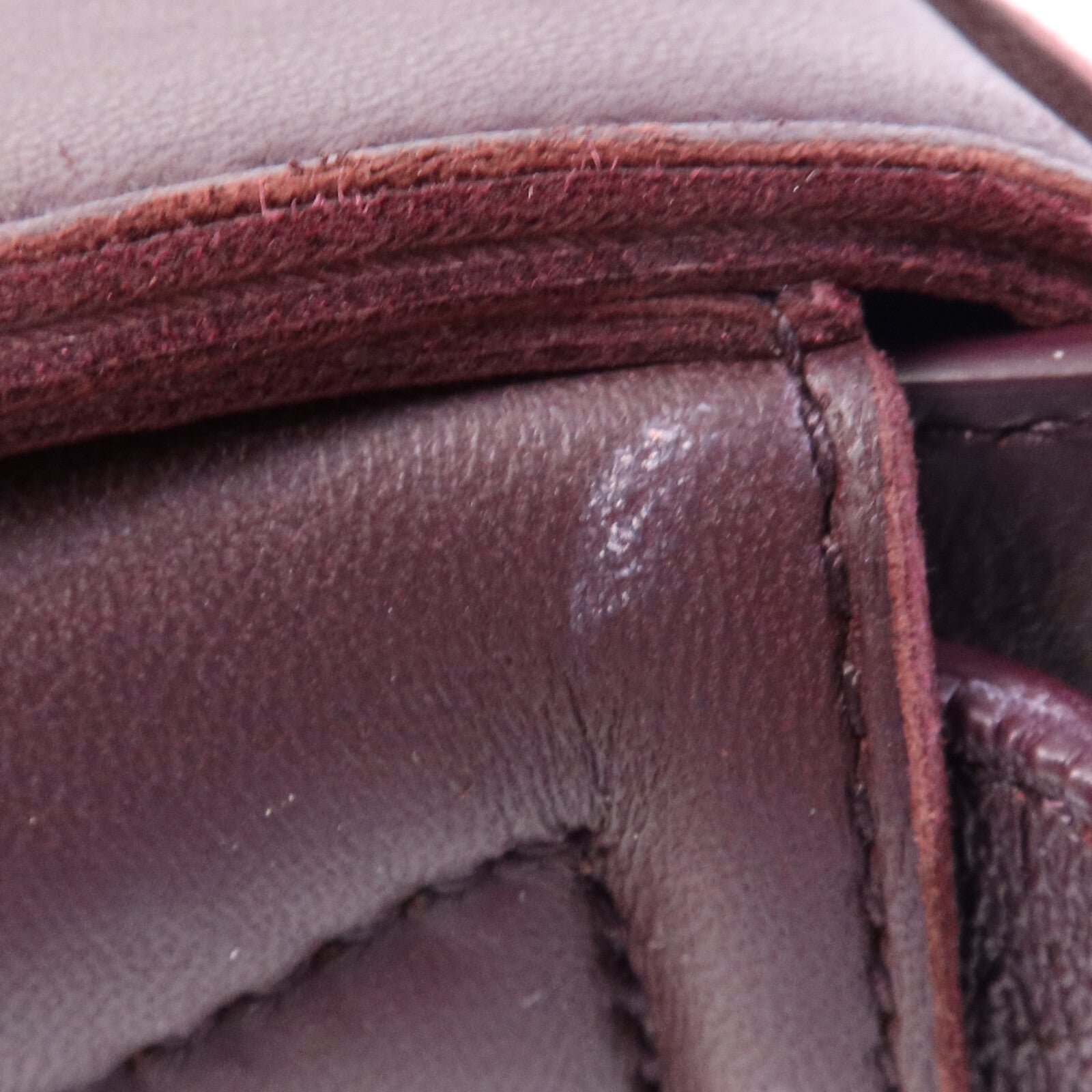 BOTTEGA VENETA 羊皮皮革Cassette Bag金扣肩背袋
