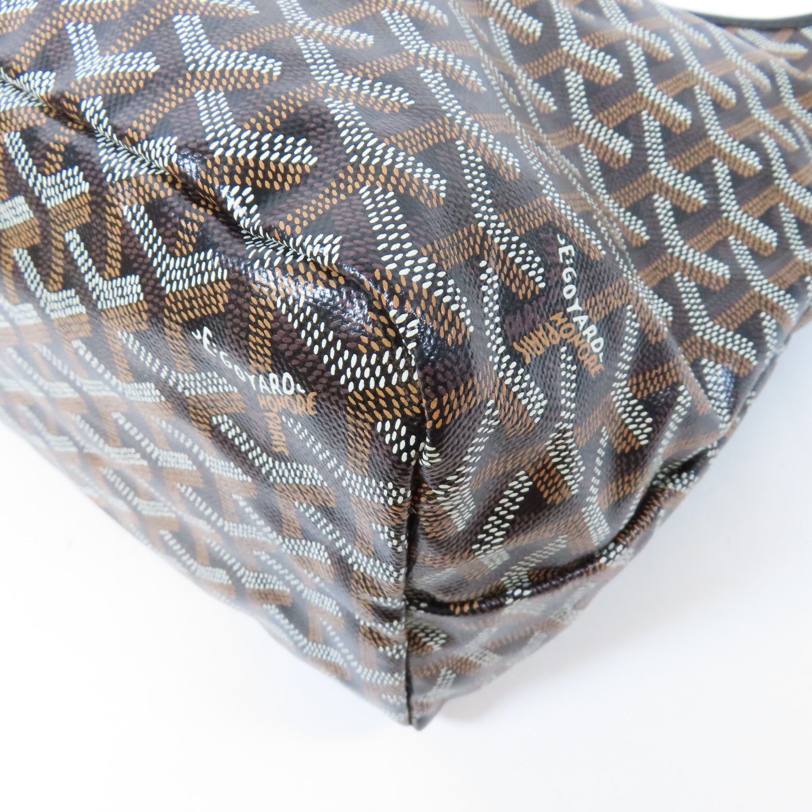 GOYARD 塗層帆布Boheme Hobo銀扣肩背袋黑色