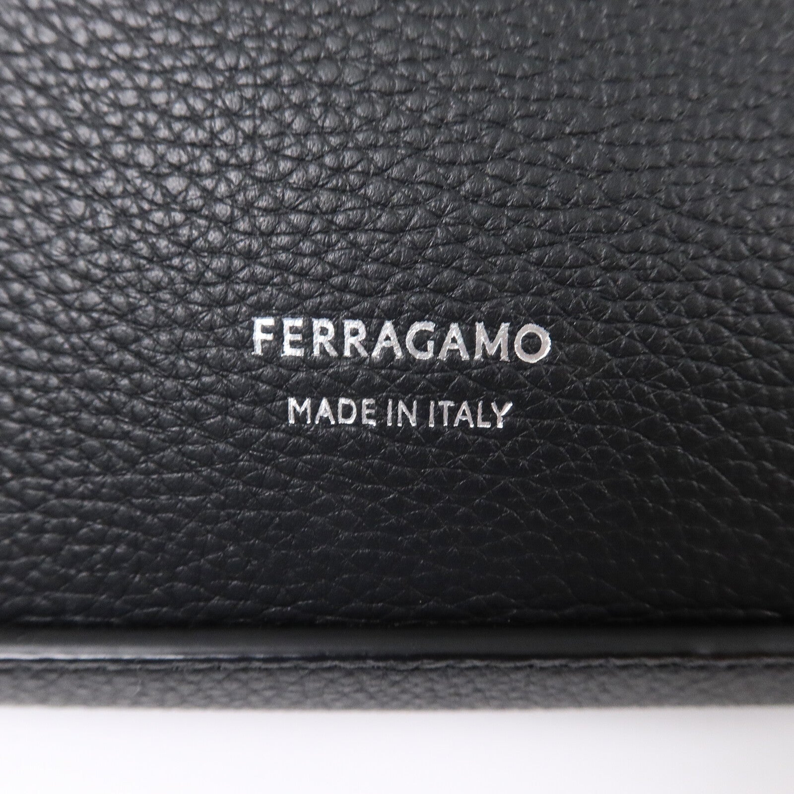 Salvatore Ferragamo 尼龍/牛皮皮革Cut Out Shoulder Bag肩背袋