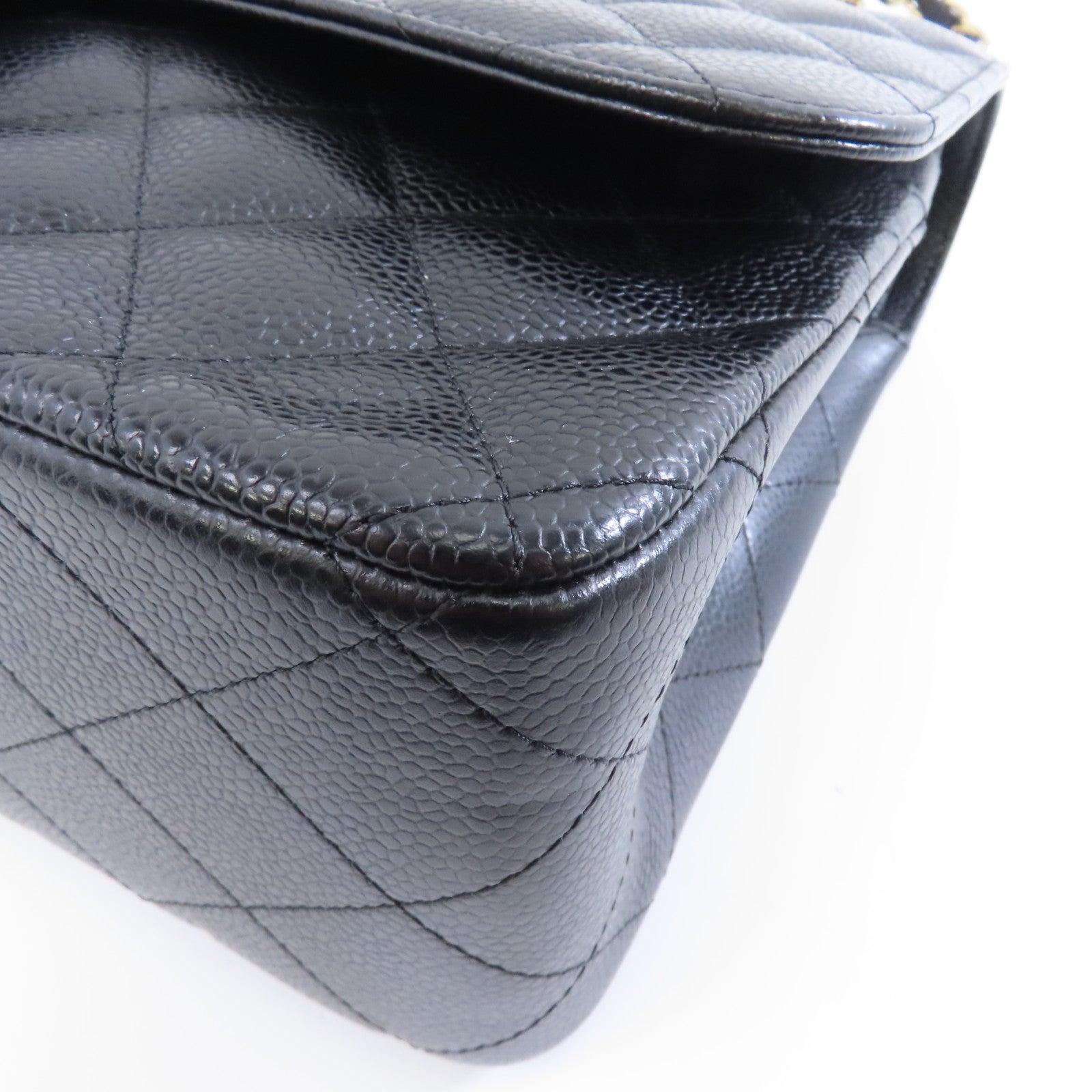 CHANEL 【激減優惠】Caviar皮革Classic Jumbo金扣鏈帶肩背袋黑色