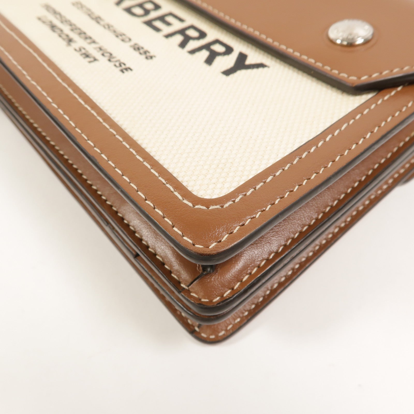 BURBERRY 帆布Shoulder Bag肩背袋