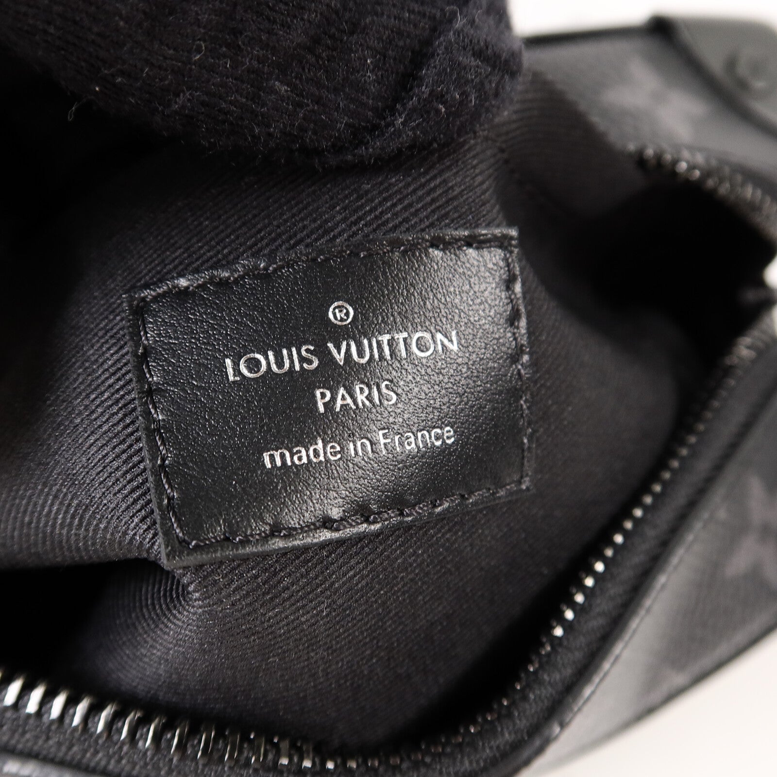 LOUIS VUITTON Monogram Eclipse Mini Soft Trunk肩背袋