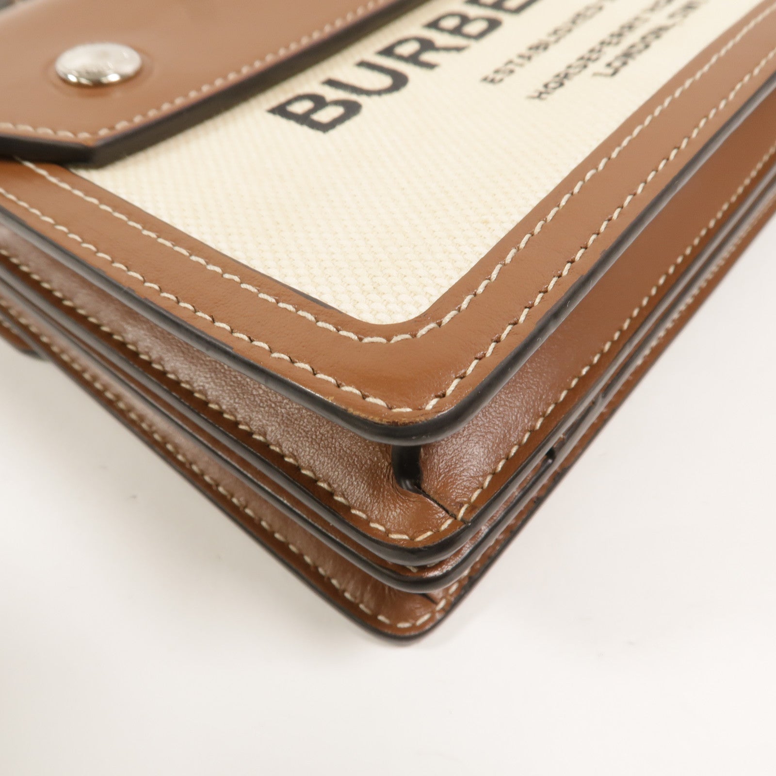 BURBERRY 帆布Shoulder Bag肩背袋