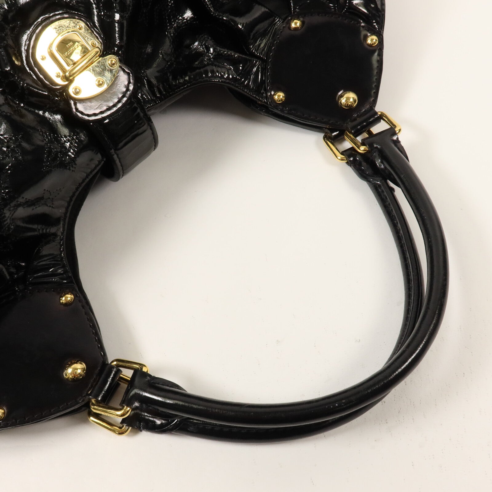 LOUIS VUITTON Mahina/漆皮皮革Surya L手挽袋