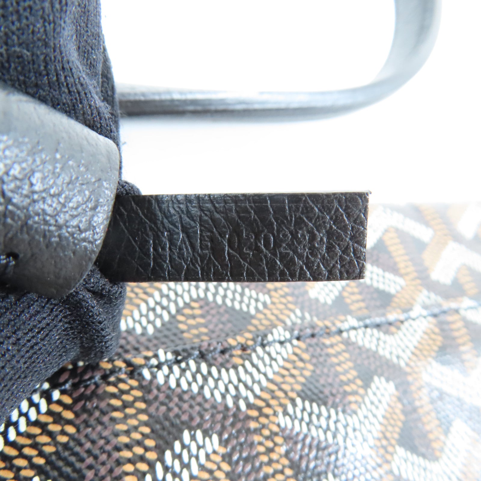 GOYARD 塗層帆布Boheme Hobo銀扣肩背袋黑色