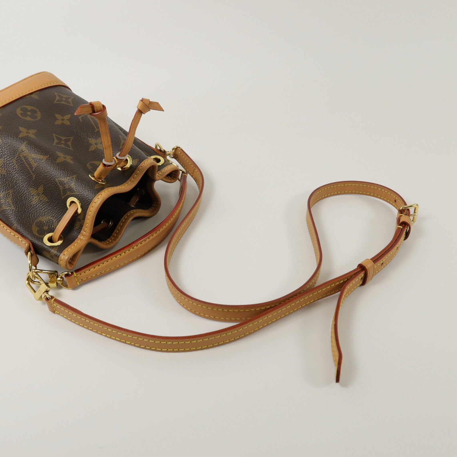 LOUIS VUITTON Monogram Nano Noe手挽肩背兩用袋