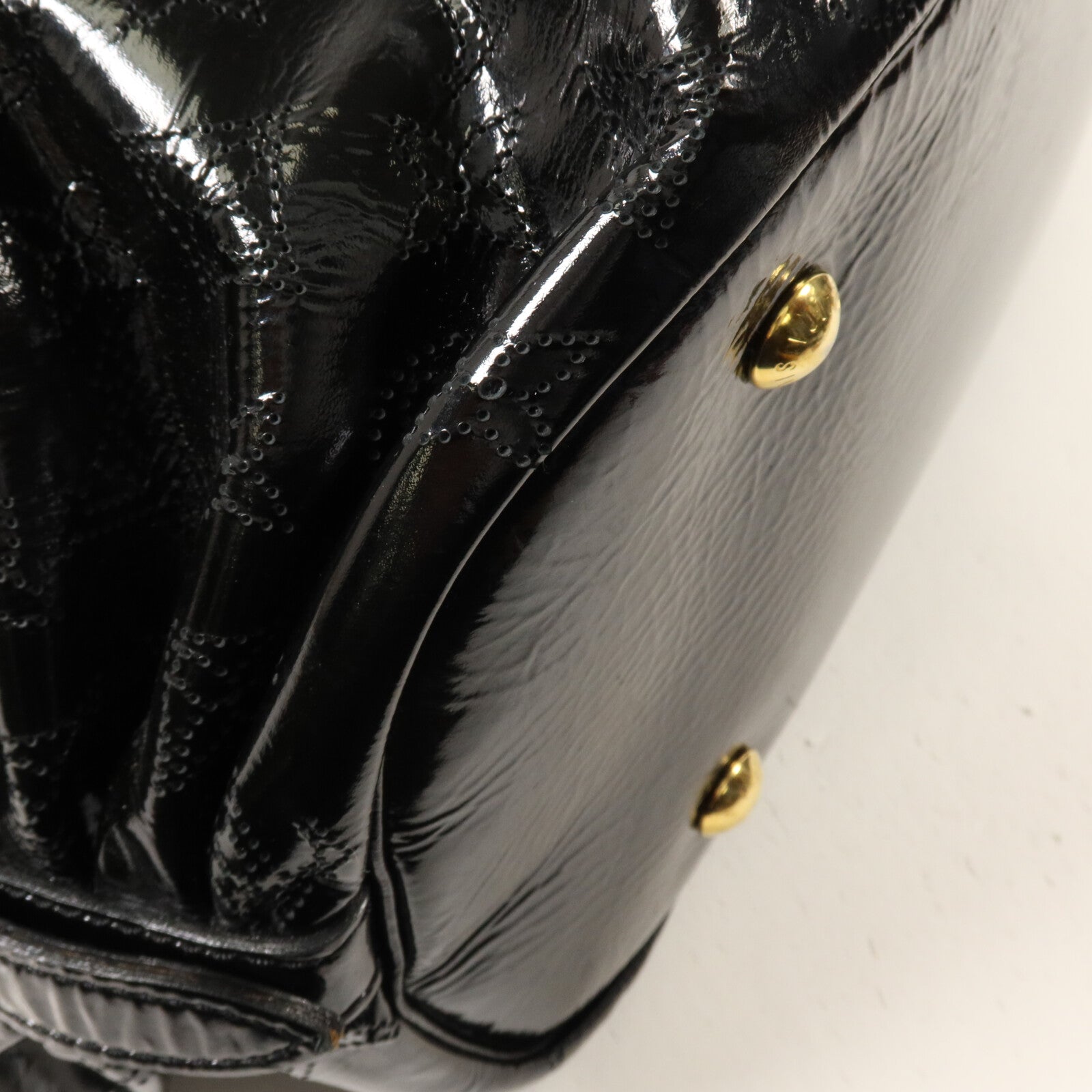 LOUIS VUITTON Mahina/漆皮皮革Surya L手挽袋