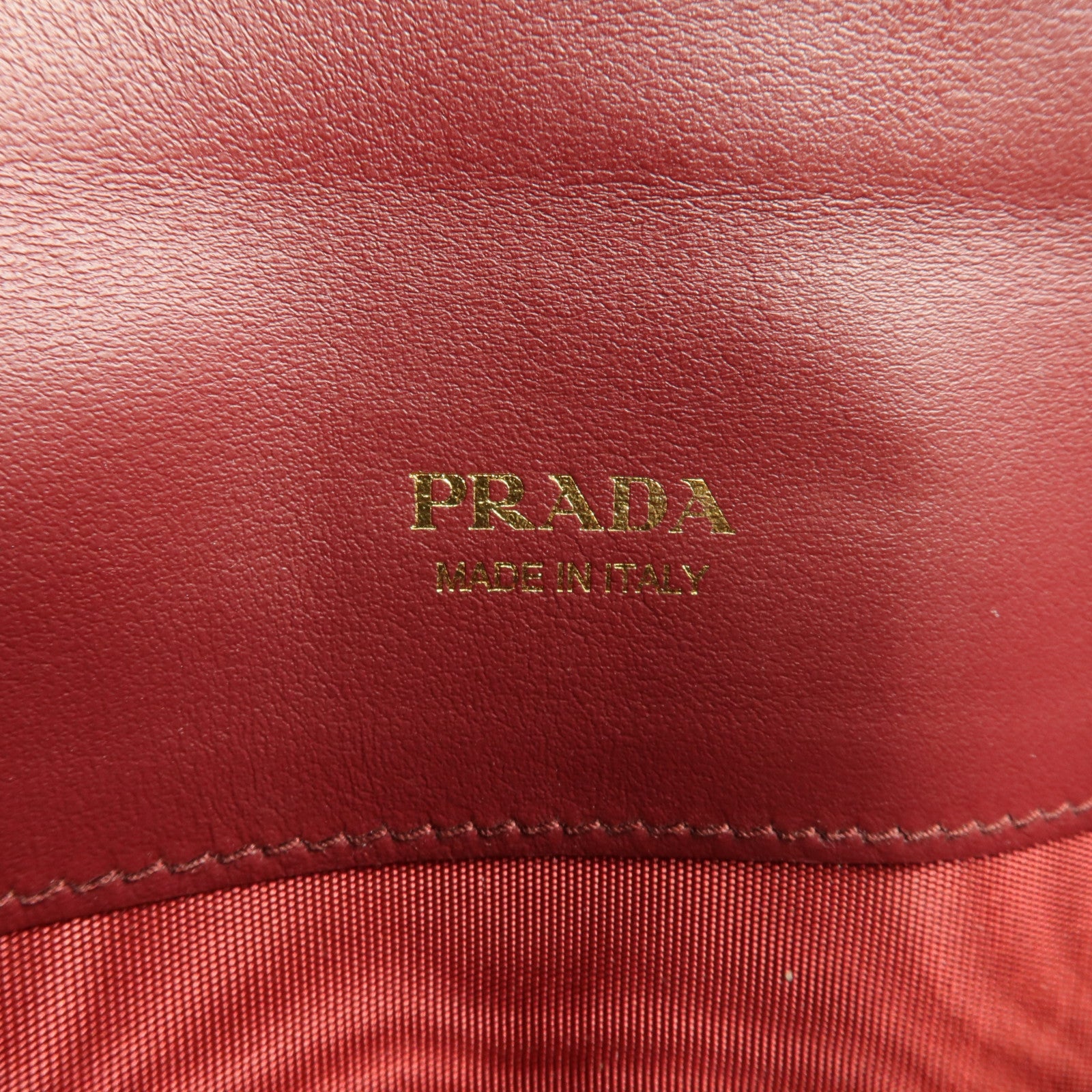 PRADA 牛皮皮革Zipper Long Wallet金扣長錢包