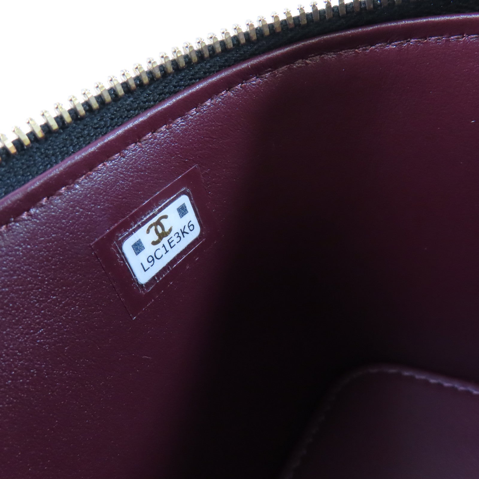 CHANEL 菱格Caviar皮革Vanity Case Chain Shoulder Bag金扣鏈帶肩背袋黑色