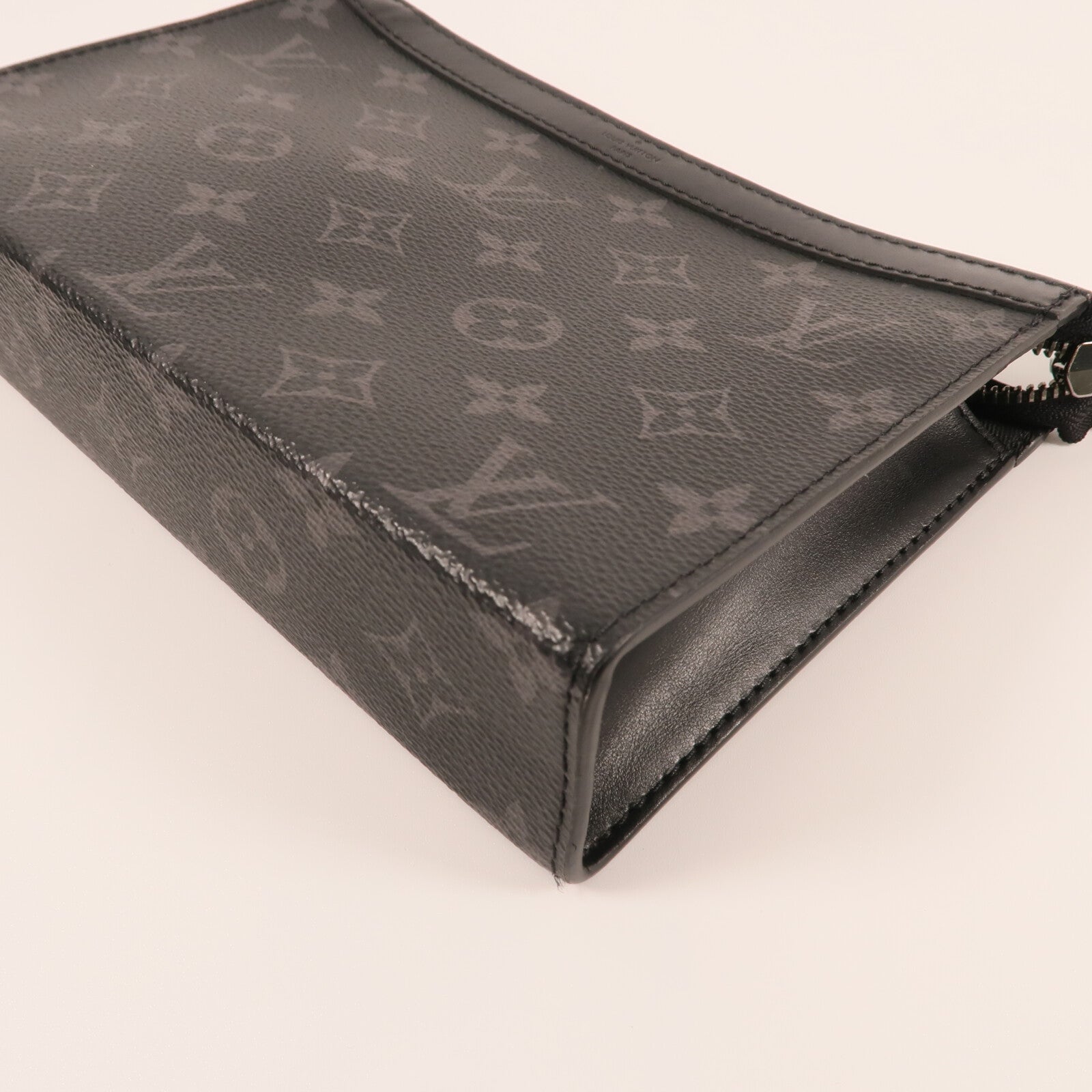 LOUIS VUITTON Monogram Eclipse Gaston銀扣肩背袋