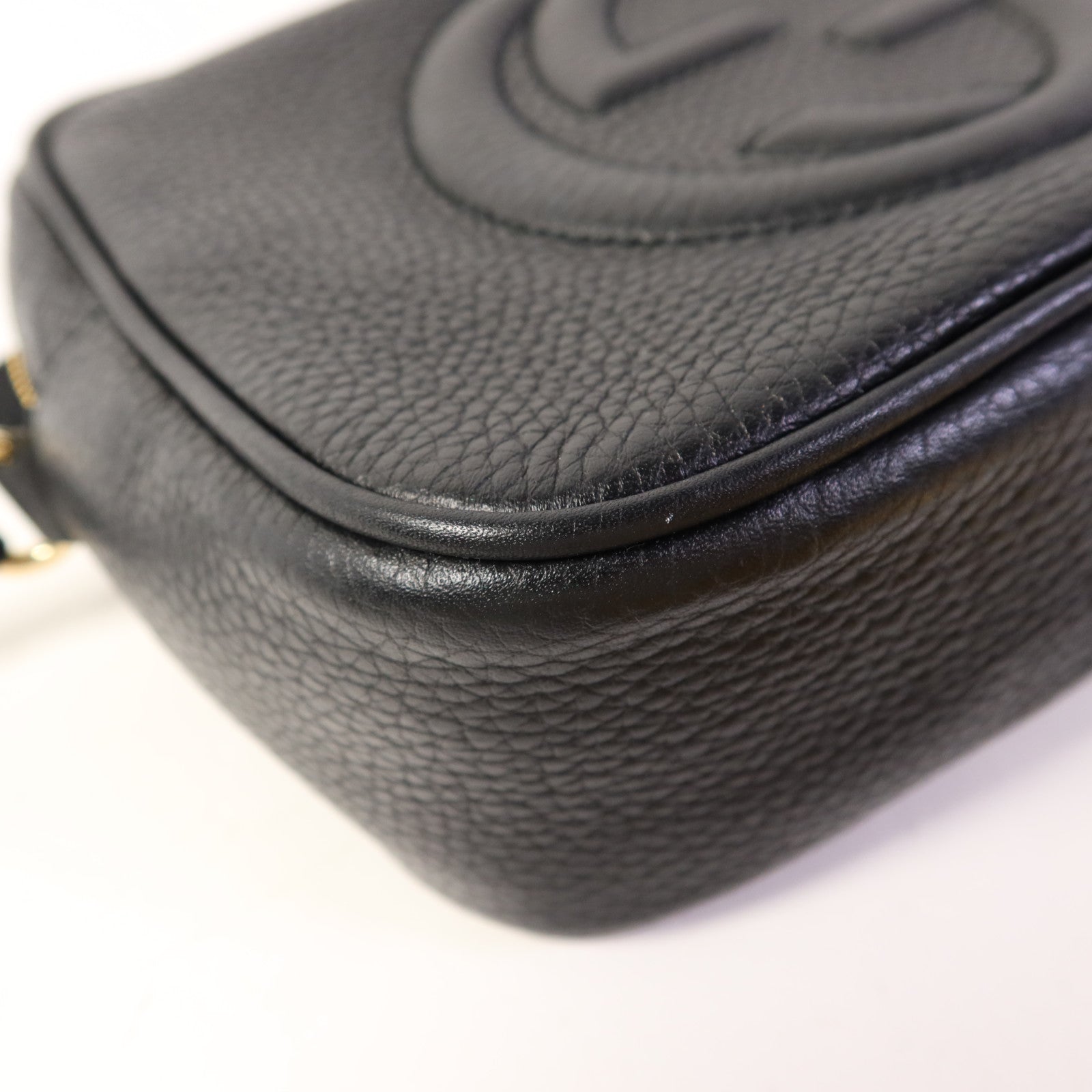 GUCCI 牛皮皮革Soho Disco金扣肩背袋