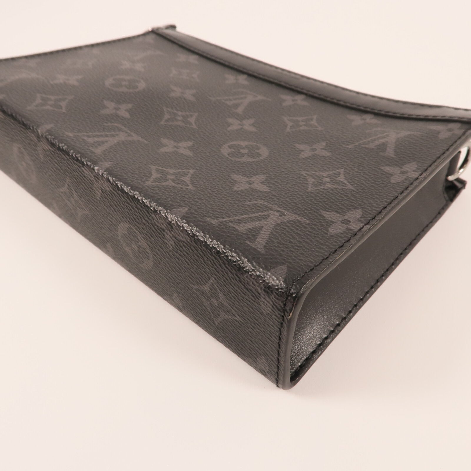 LOUIS VUITTON Monogram Eclipse Gaston銀扣肩背袋