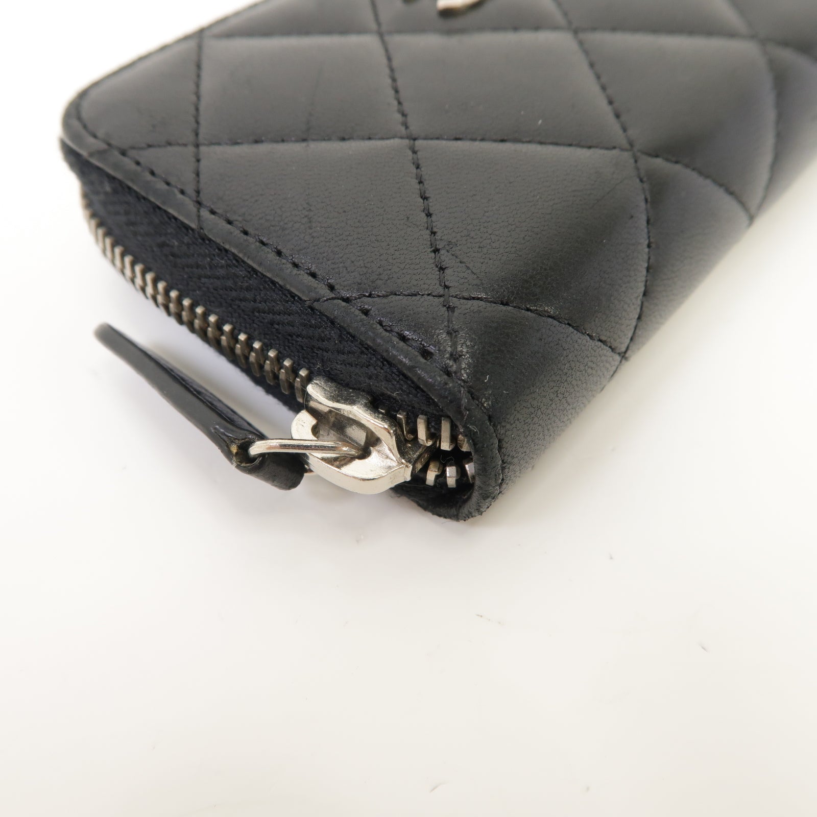 CHANEL 菱格羊皮皮革Card Case銀扣卡片套黑色