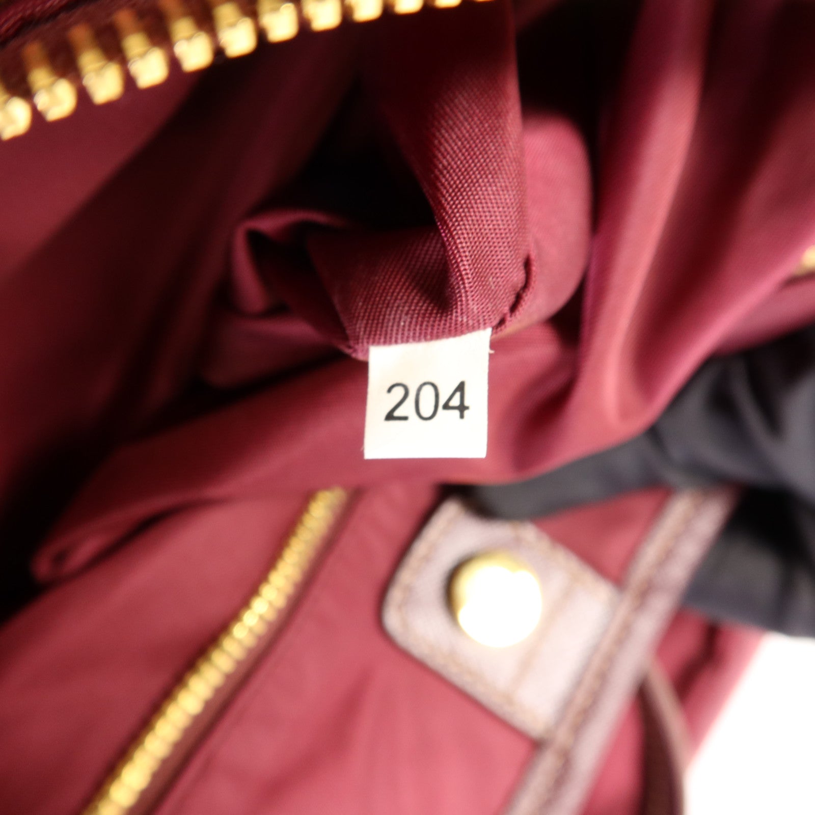 PRADA 尼龍Tote Bag金扣手挽袋