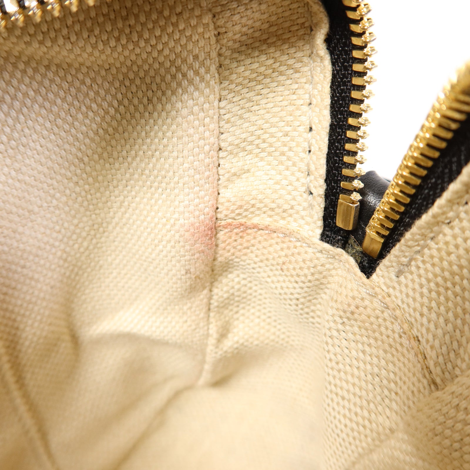 GUCCI 牛皮皮革Soho Disco金扣肩背袋