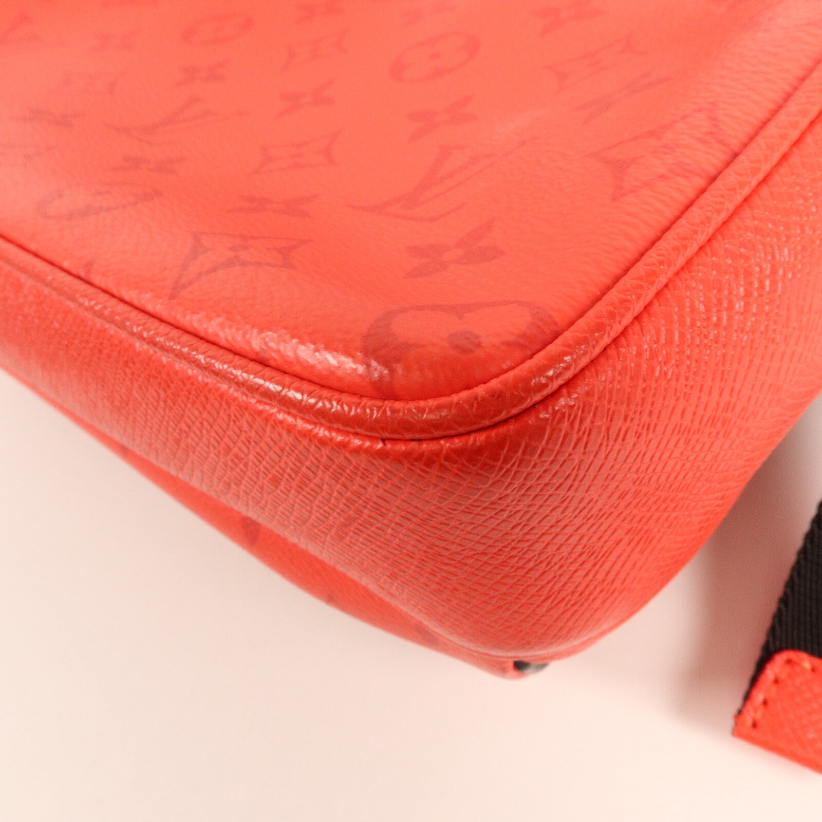 LOUIS VUITTON Taigarama Outdoor Messenger肩背袋