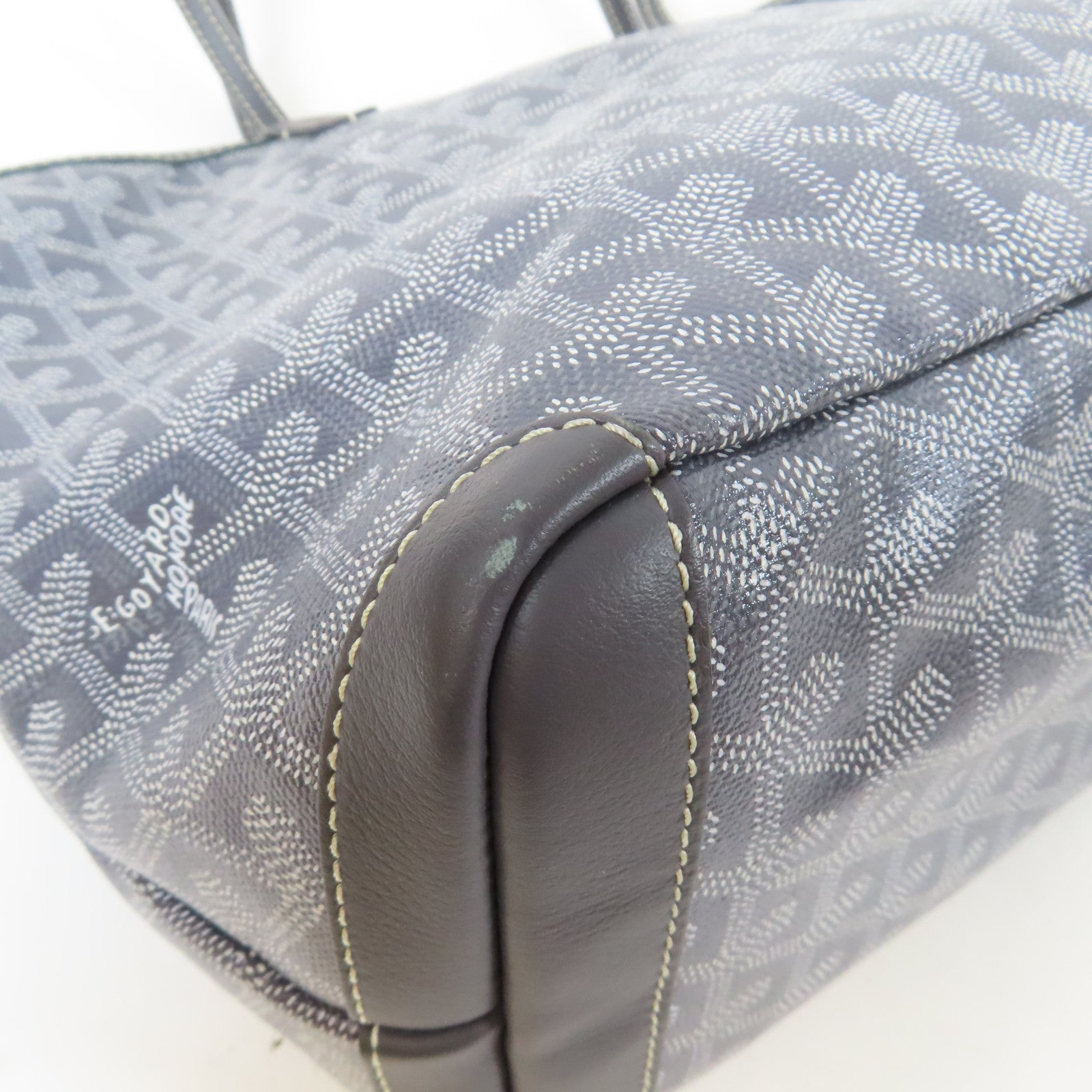 GOYARD 塗層帆布Artois銀扣肩背袋灰色