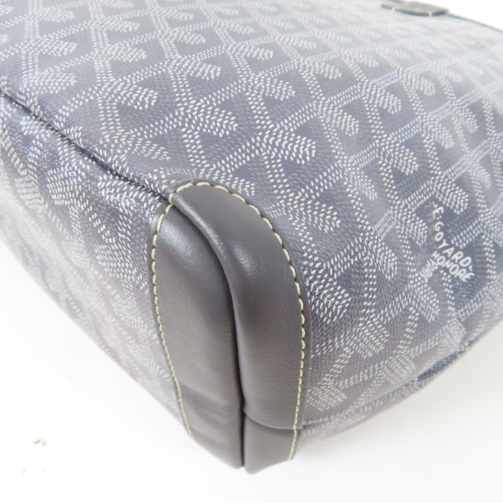 GOYARD 塗層帆布Artois銀扣肩背袋灰色