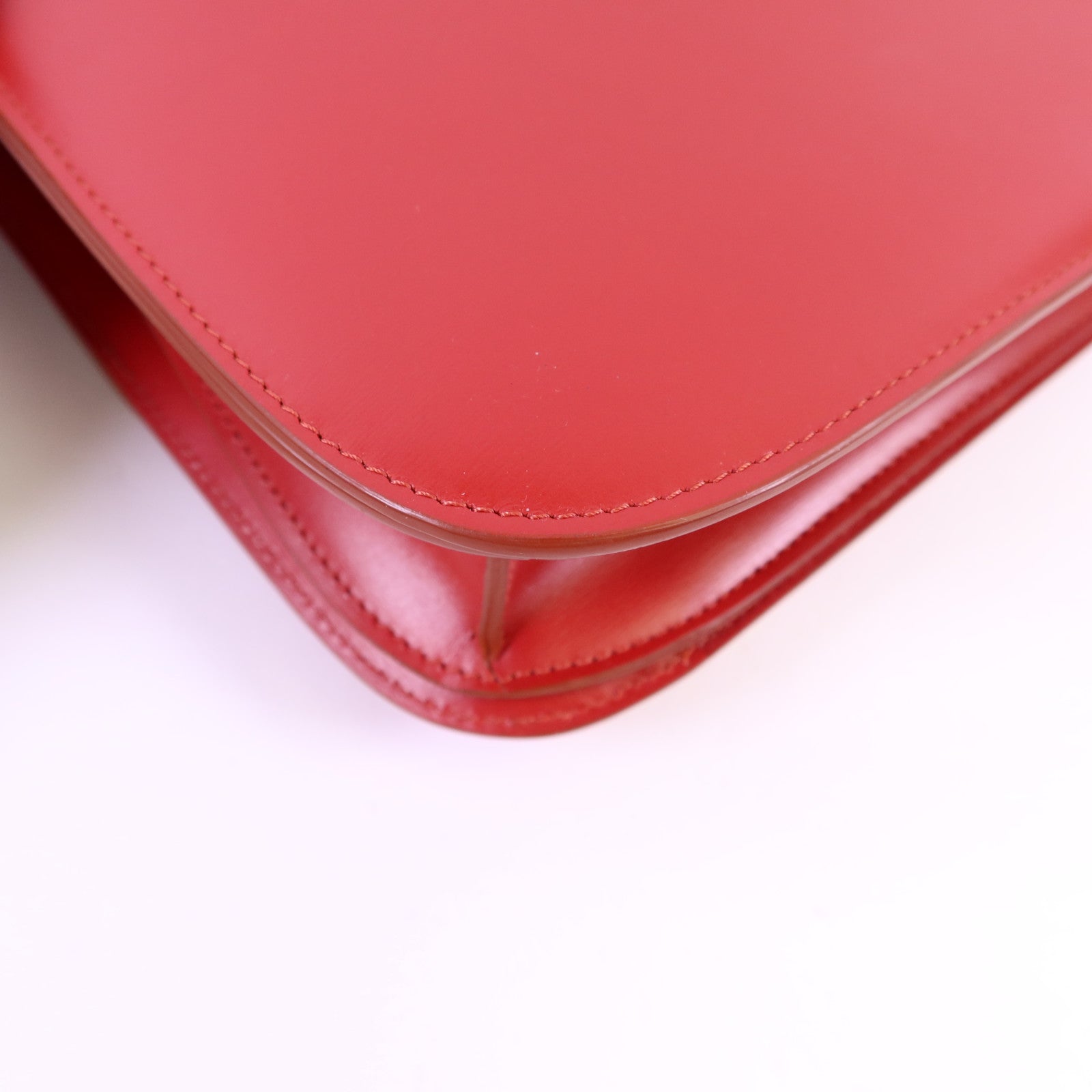 CELINE 牛皮皮革Classic Box銀扣肩背袋
