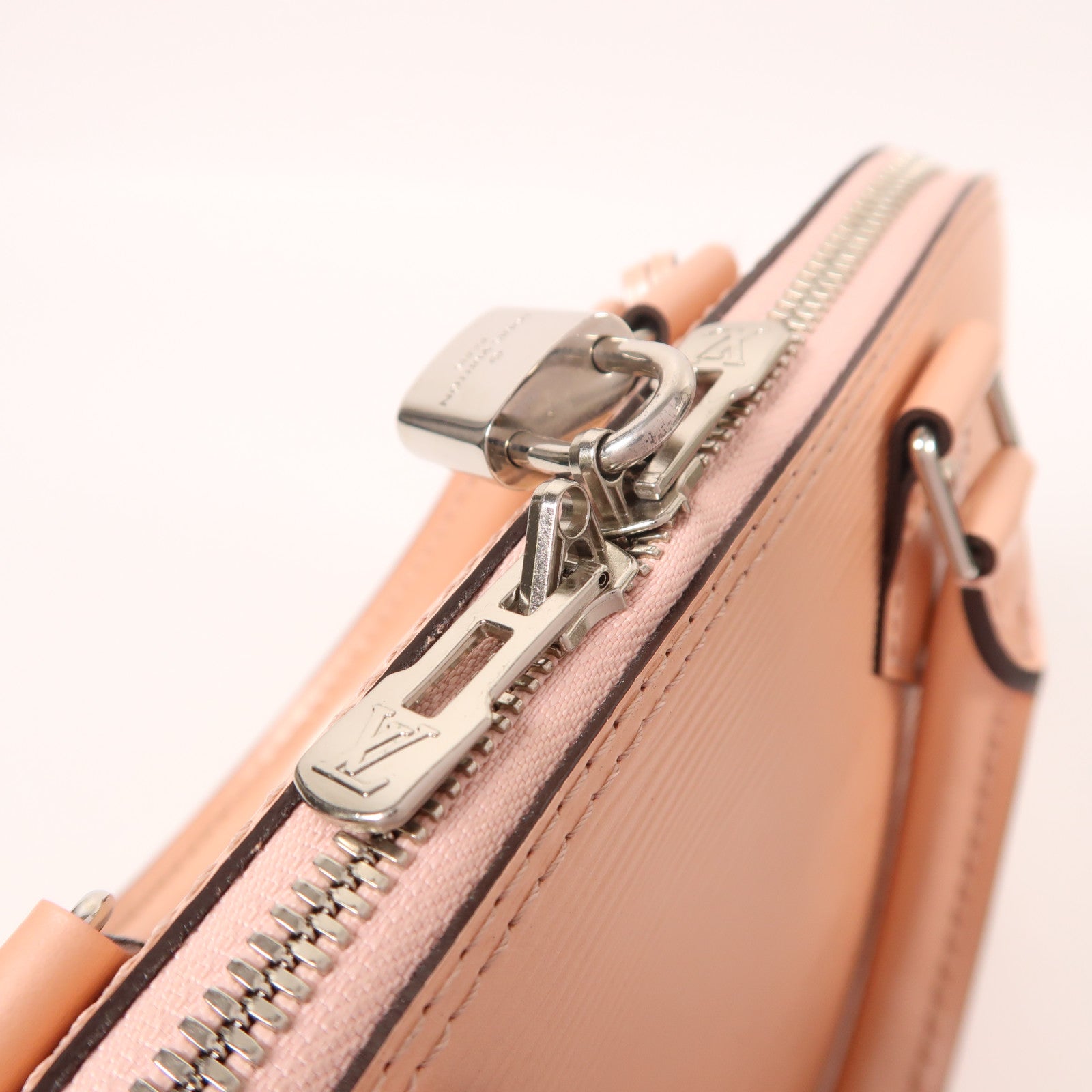 LOUIS VUITTON Epi Alma PM銀扣手挽袋