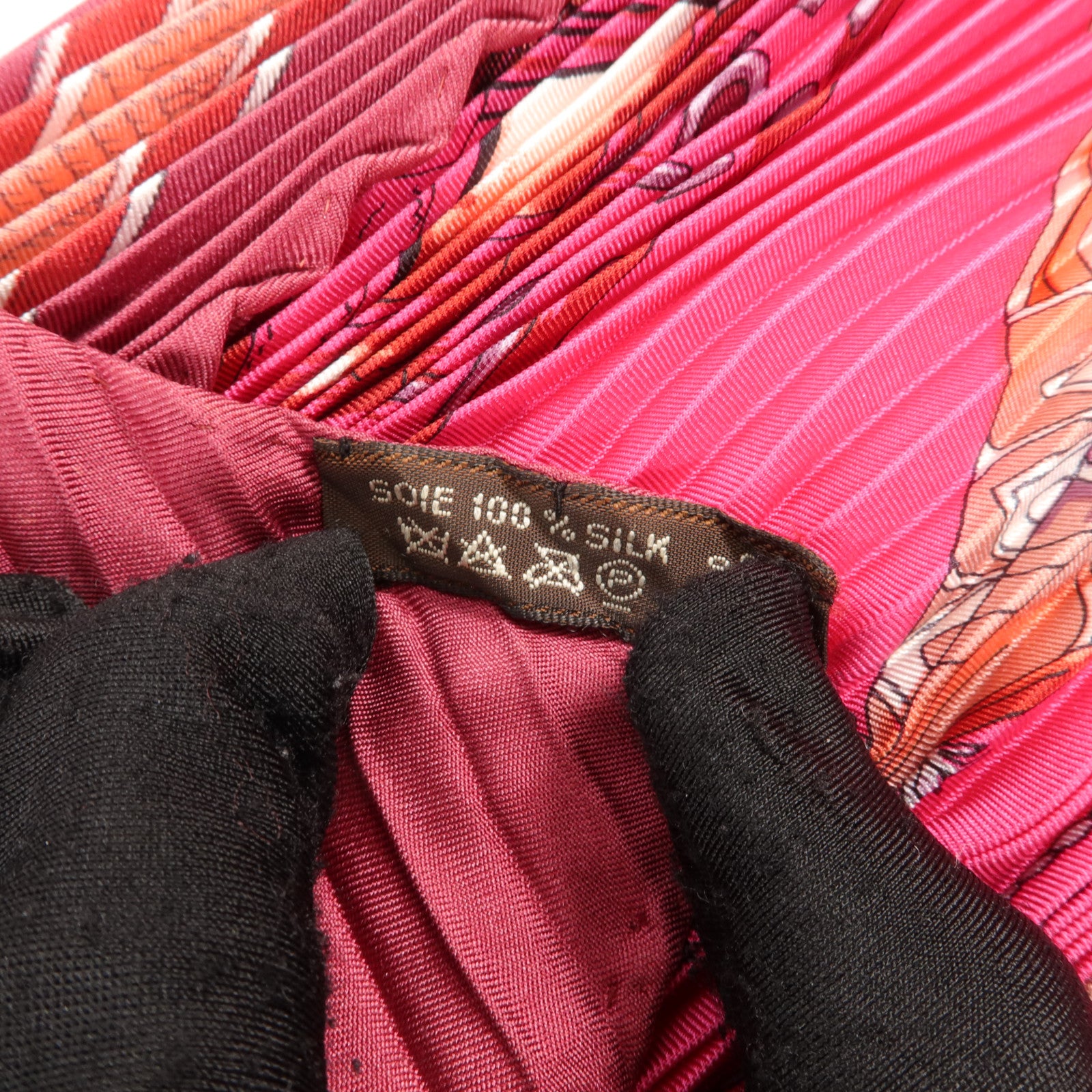 HERMES 絲質Pleated Scarf 130x45cm絲巾