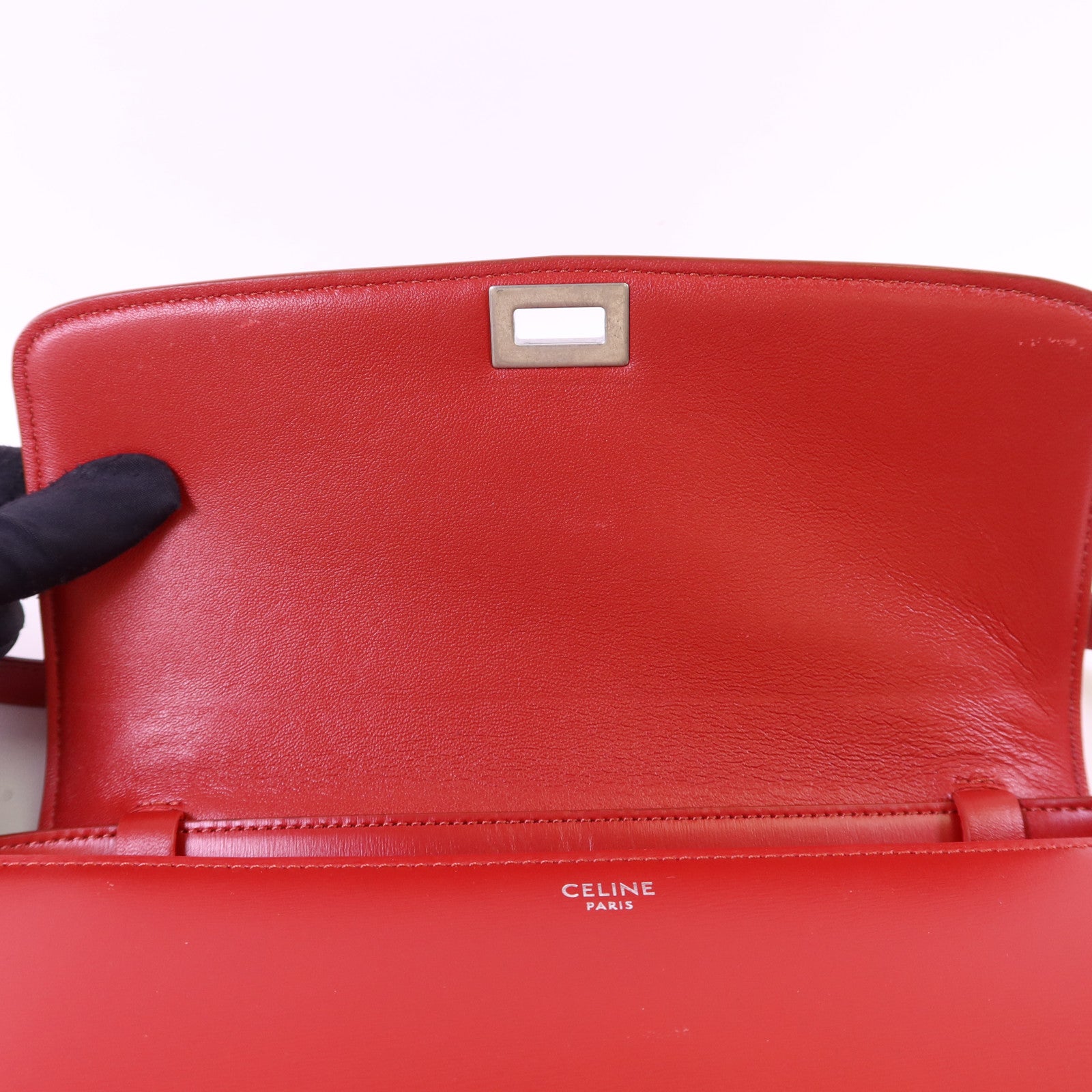CELINE 牛皮皮革Classic Box銀扣肩背袋