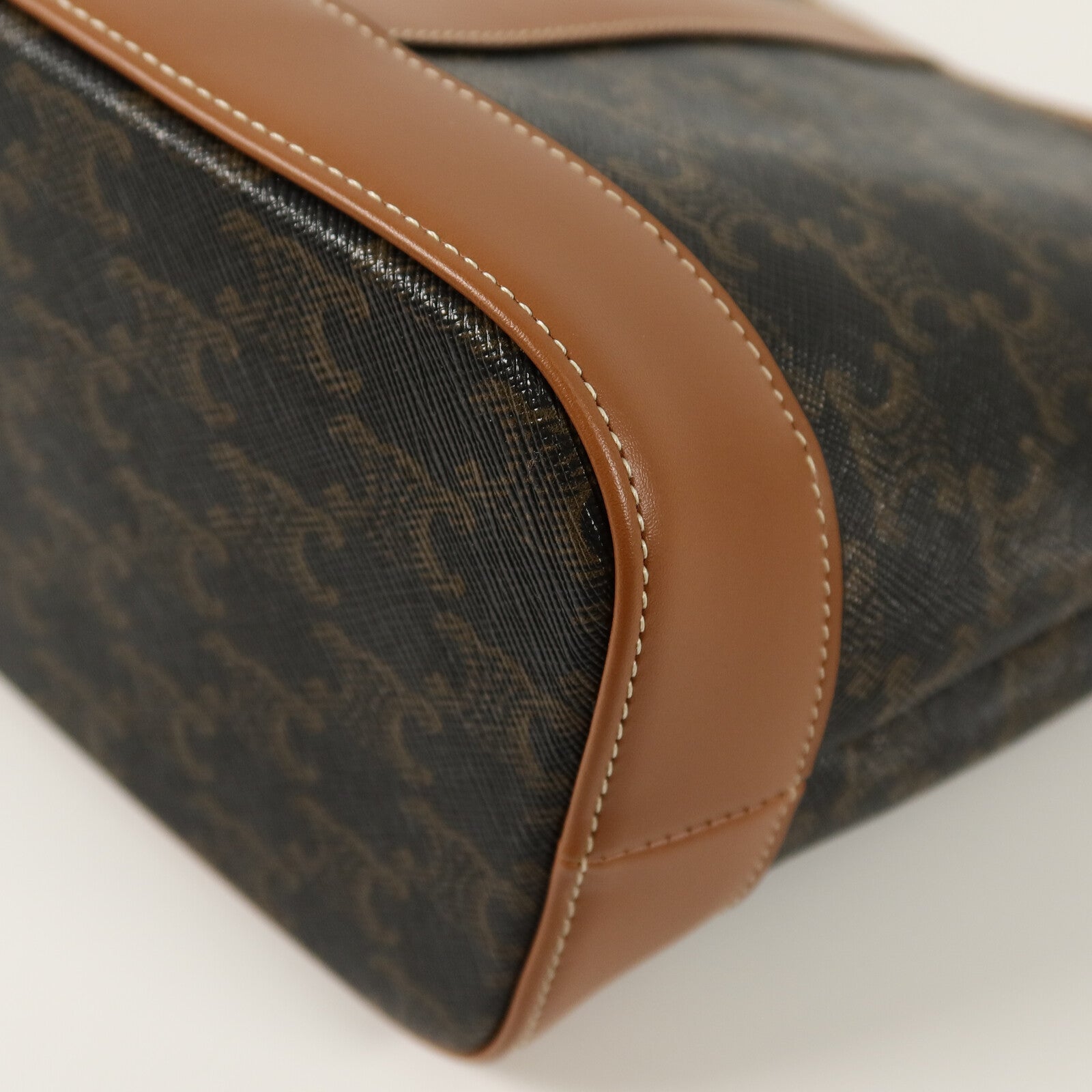 CELINE 塗層帆布Triomphe Small Bucket肩背袋
