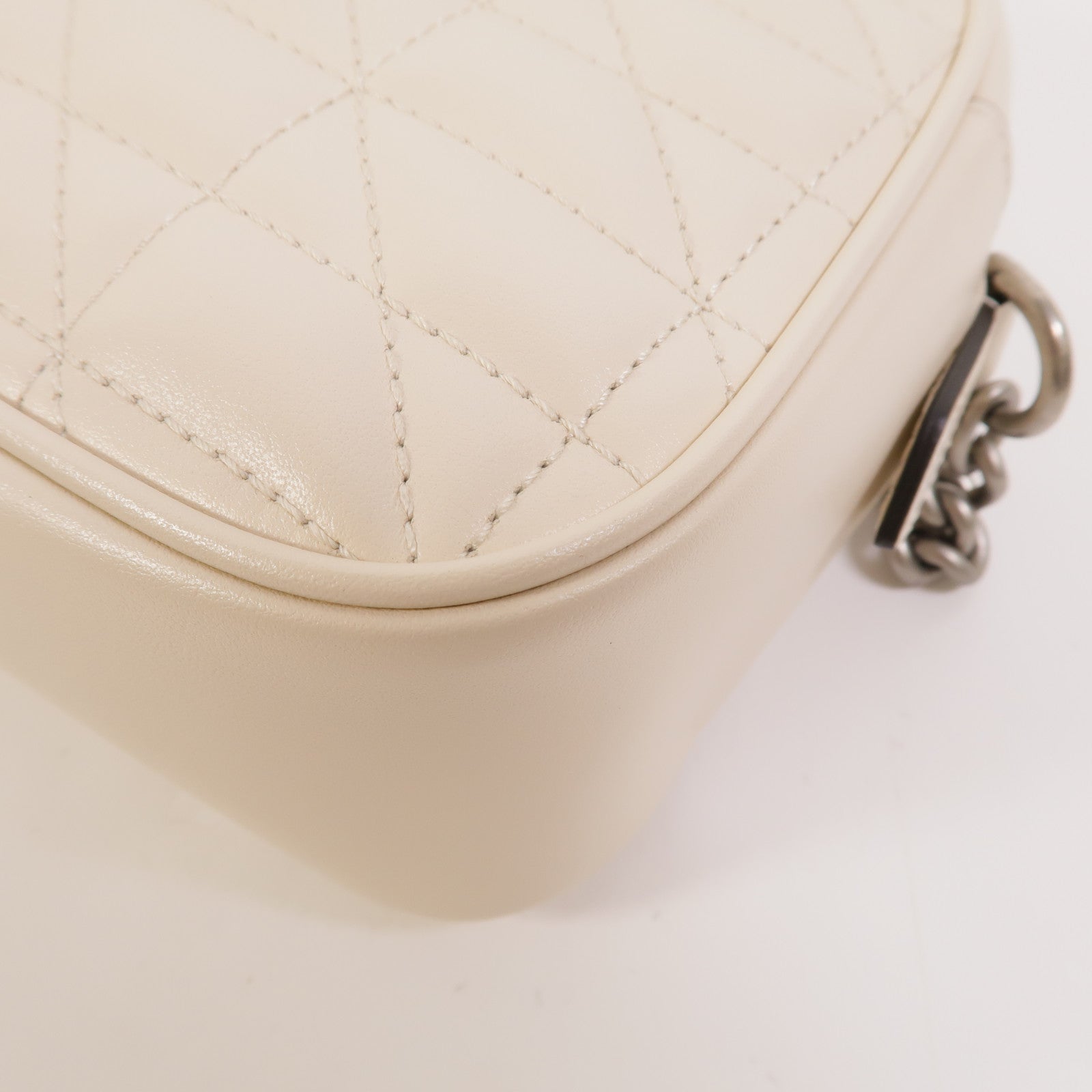 GUCCI 牛皮皮革GG Marmont肩背袋