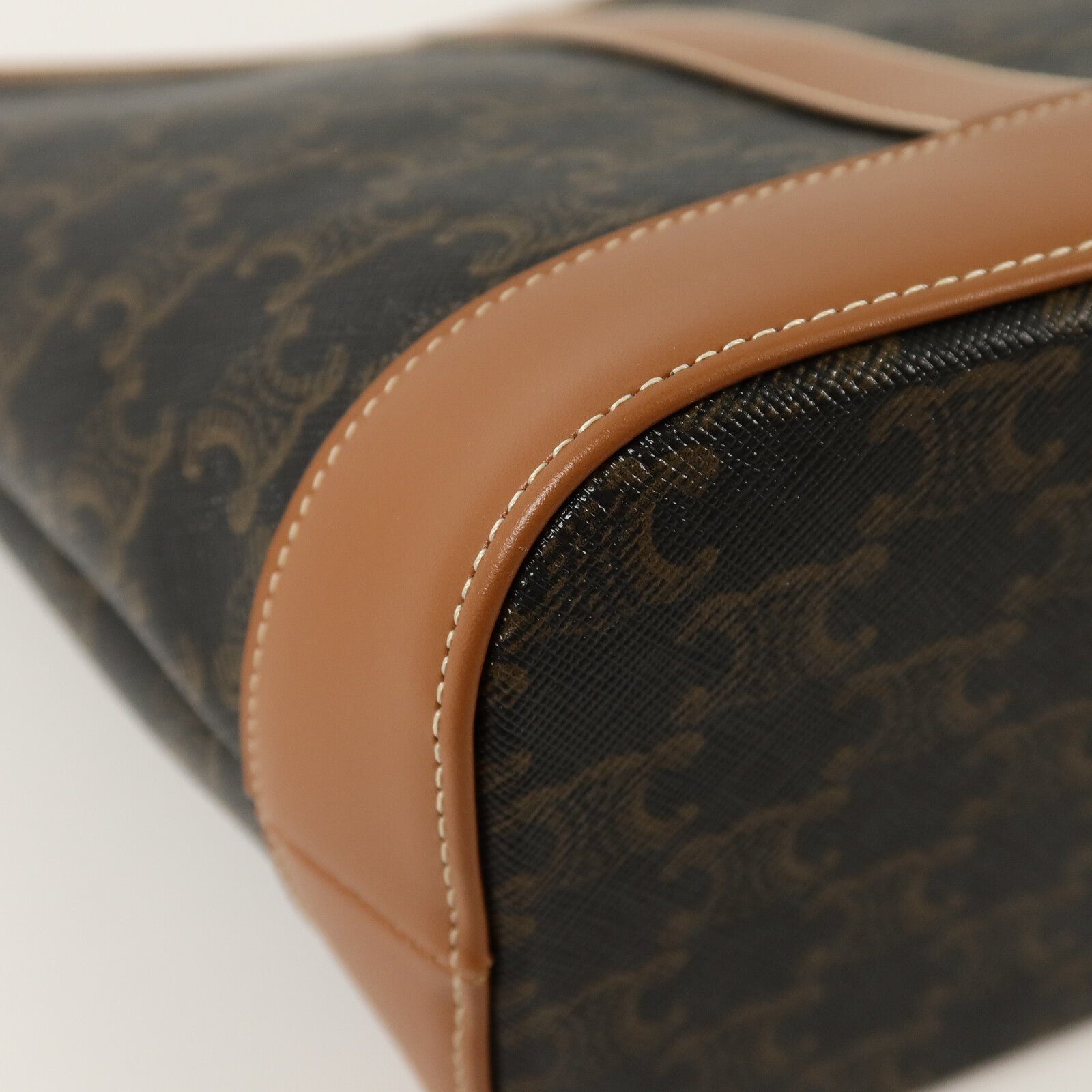 CELINE 塗層帆布Triomphe Small Bucket肩背袋