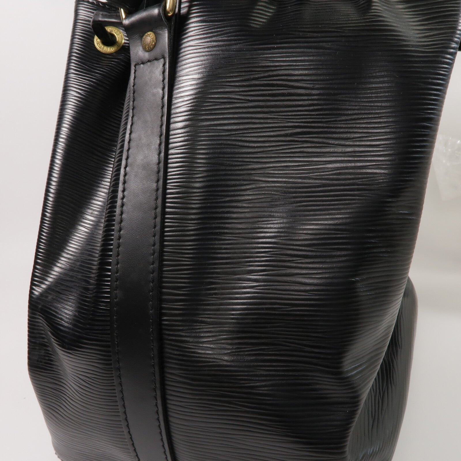 LOUIS VUITTON Epi Noe肩背袋