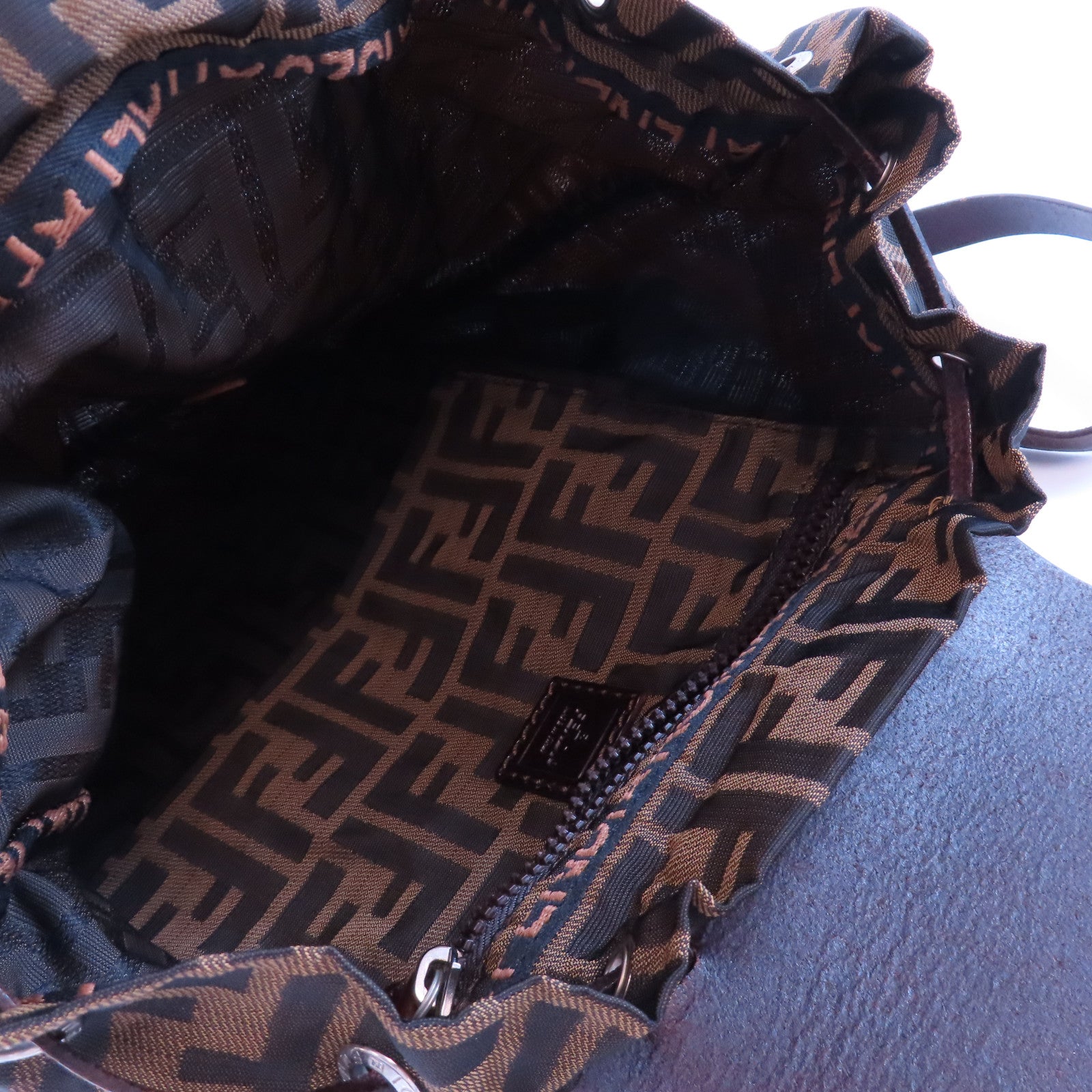 FENDI 牛皮皮革/帆布Backpack金扣背包
