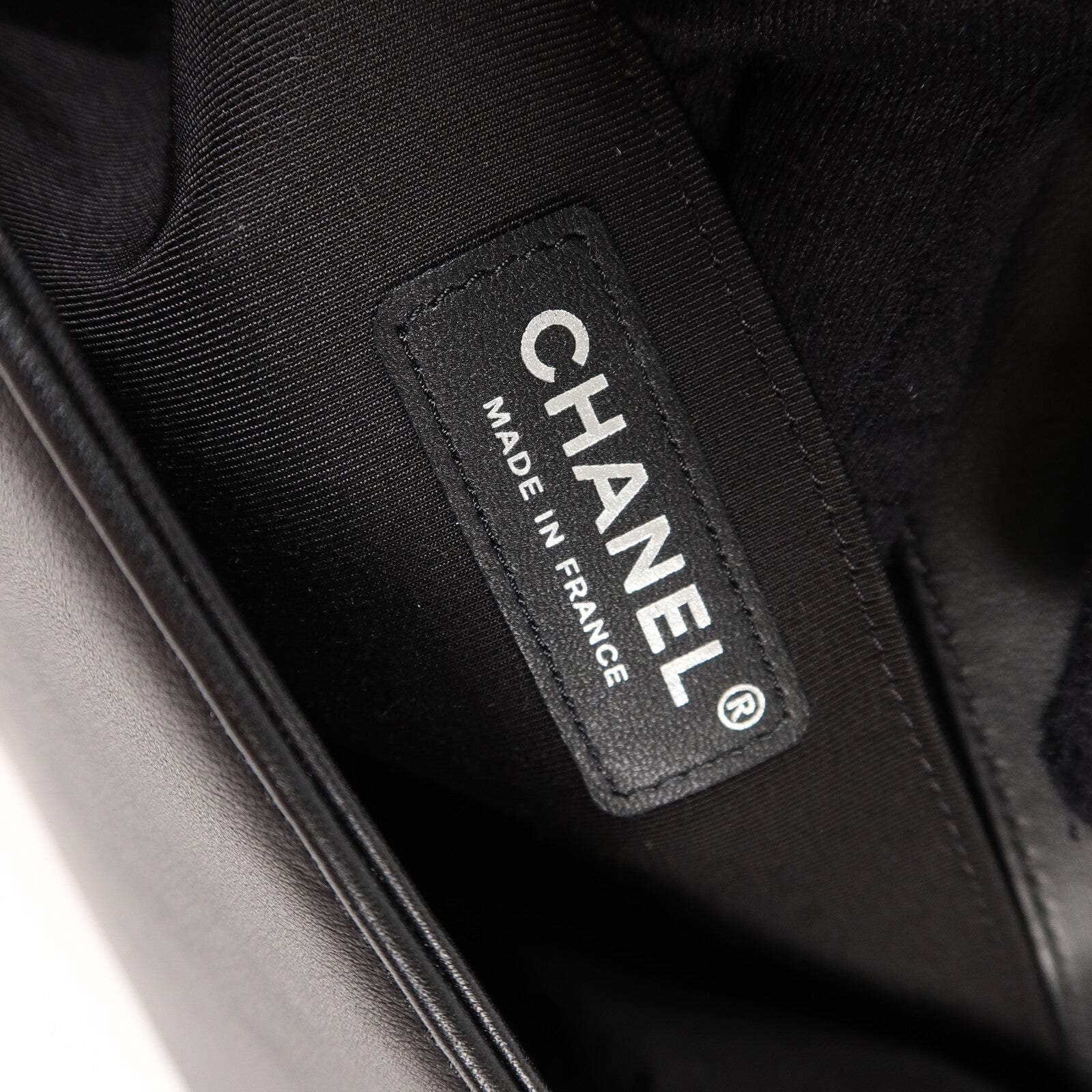 CHANEL 羊皮皮革Boy 25鏈帶肩背袋