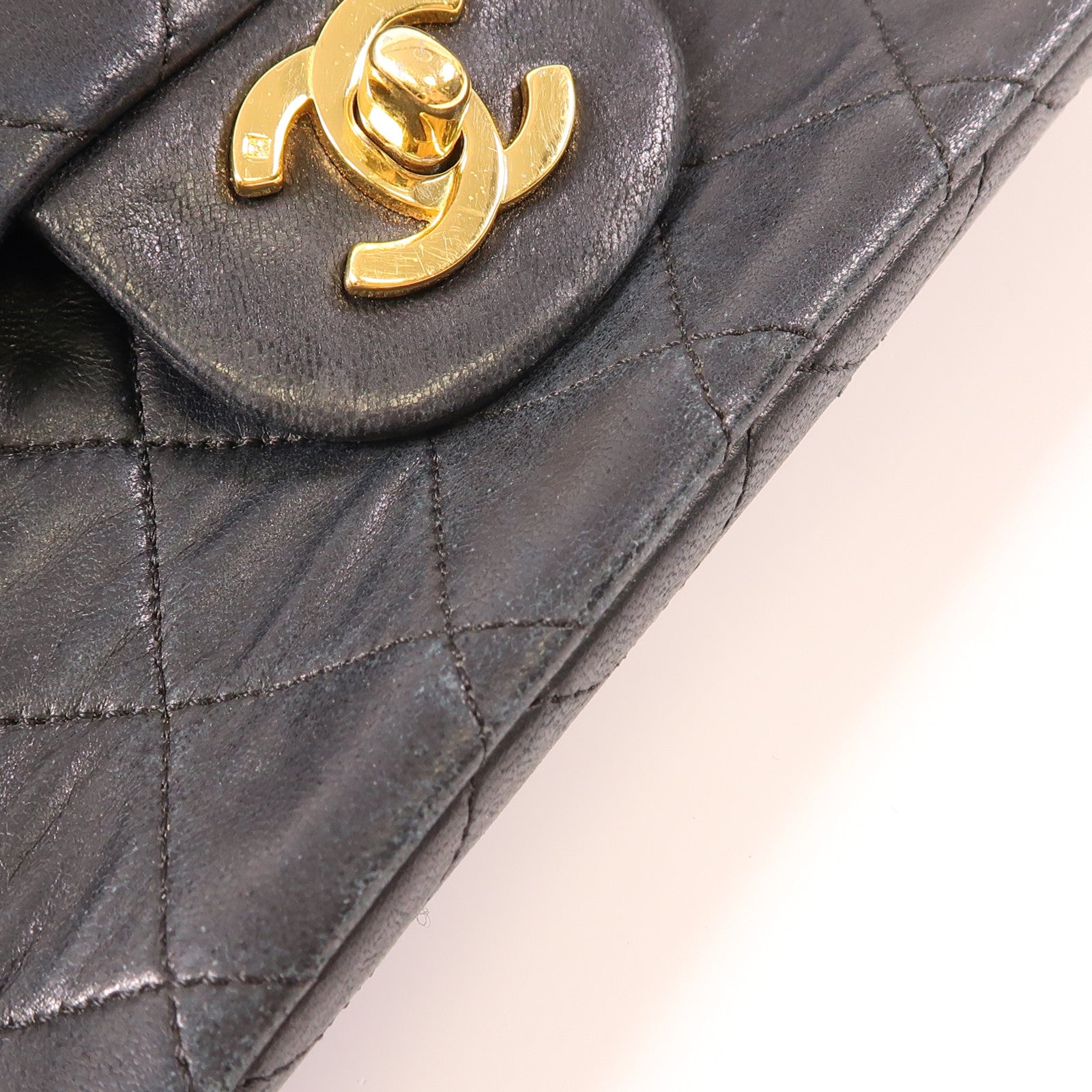 CHANEL 羊皮皮革Vintage Classic金扣鏈帶肩背袋